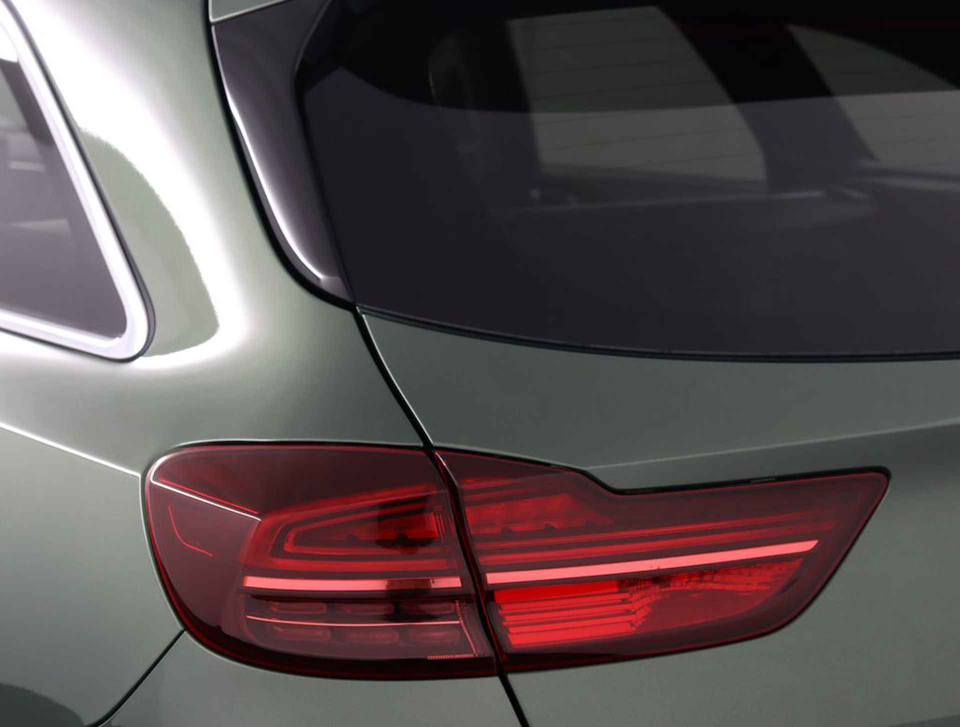 Kia Ceed Sportswagon 1.6 GDI PHEV ExecutiveLine - Apple Carplay/Android Auto - Elektrisch glazen schuif-/kanteldak - Fabrieksgarantie tot 02-2031 - 42/75