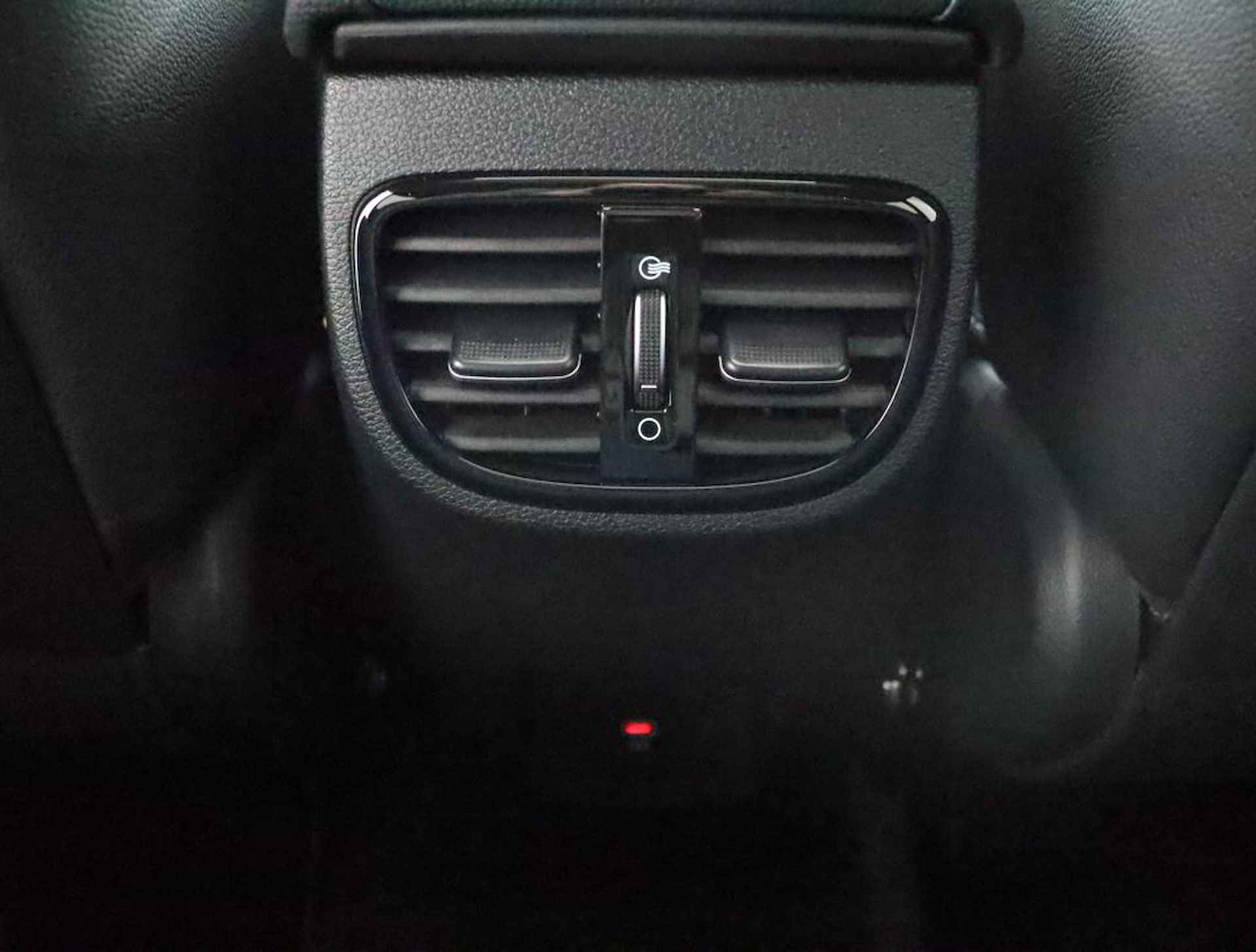 Kia Ceed Sportswagon 1.6 GDI PHEV ExecutiveLine - Apple Carplay/Android Auto - Elektrisch glazen schuif-/kanteldak - Fabrieksgarantie tot 02-2031 - 55/75