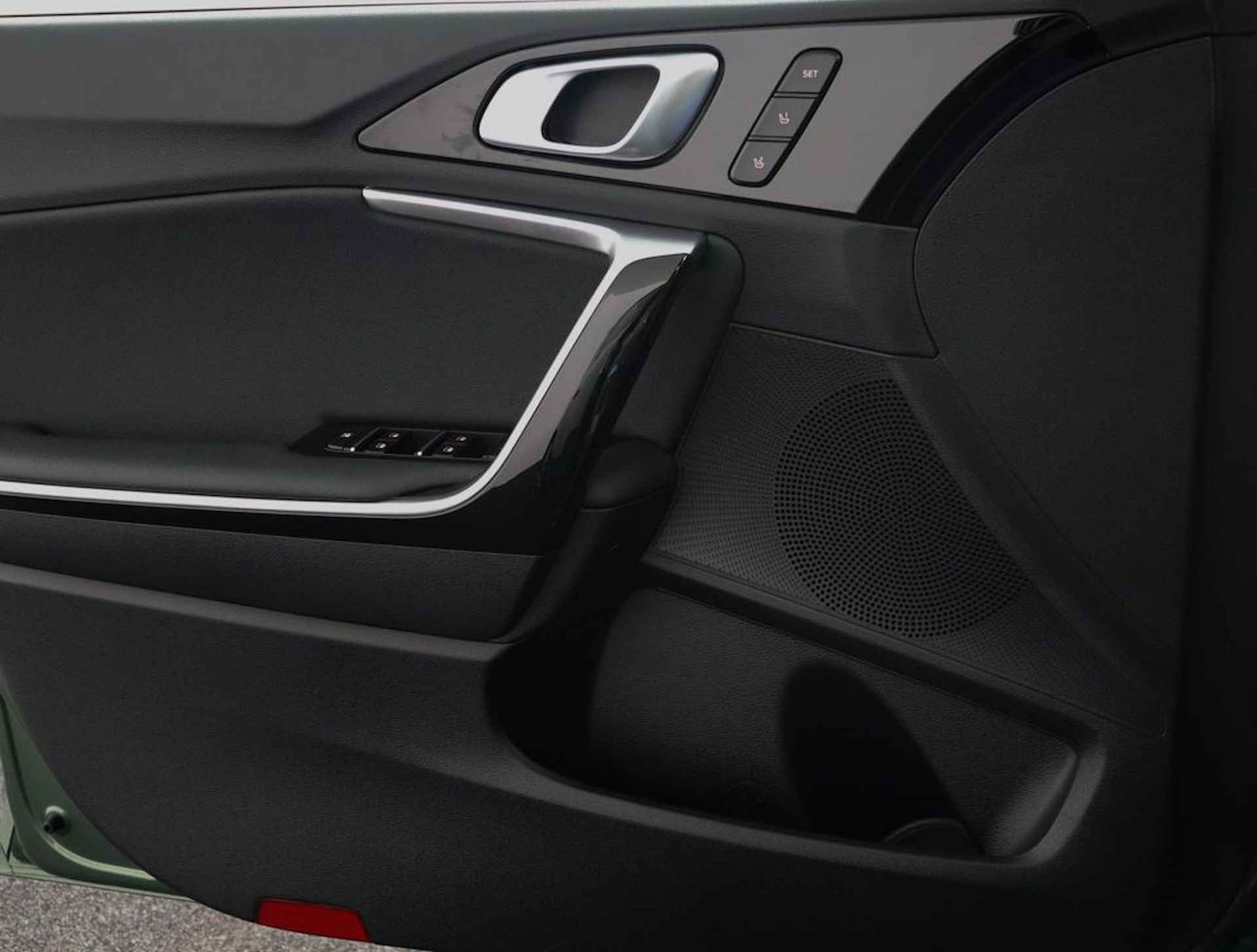 Kia Ceed Sportswagon 1.6 GDI PHEV ExecutiveLine - Apple Carplay/Android Auto - Elektrisch glazen schuif-/kanteldak - Fabrieksgarantie tot 02-2031 - 57/75