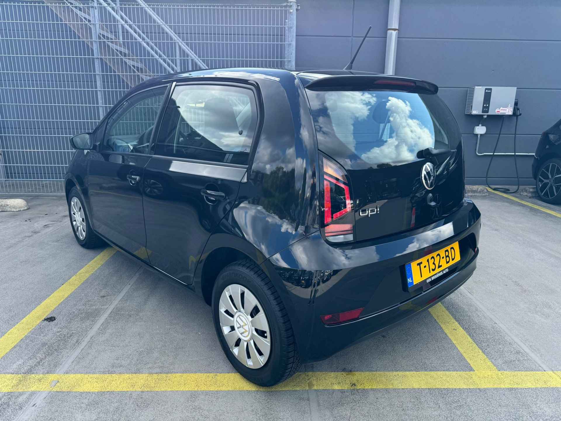 Volkswagen up! 1.0 | Airco | DAB Radio - 5/17