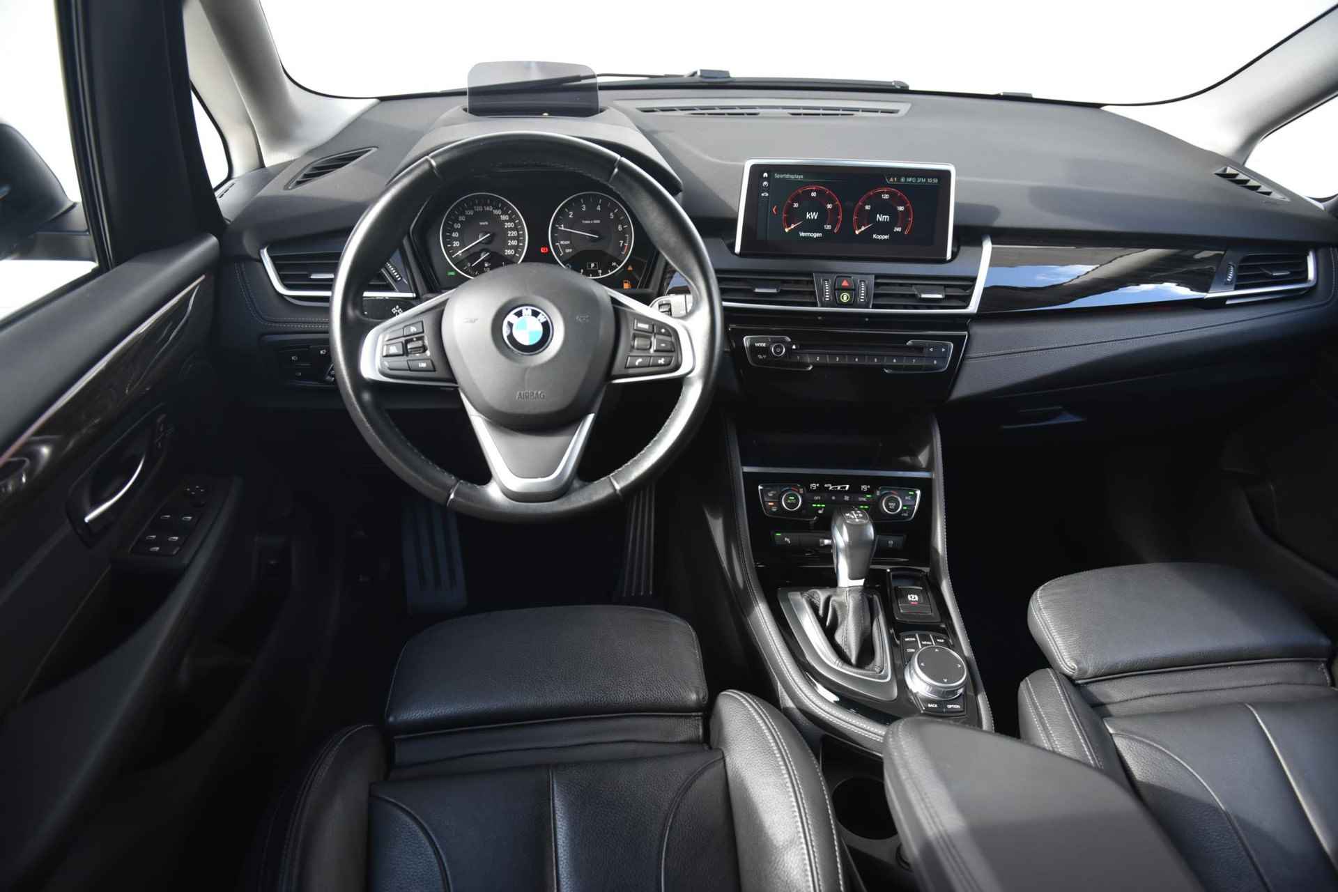 BMW 2 Serie Active Tourer 218i High Executive Luxury Line Stoelverwarming / Head Up Display / Led Koplampen / Climate Control / Navi Plus / - 20/23