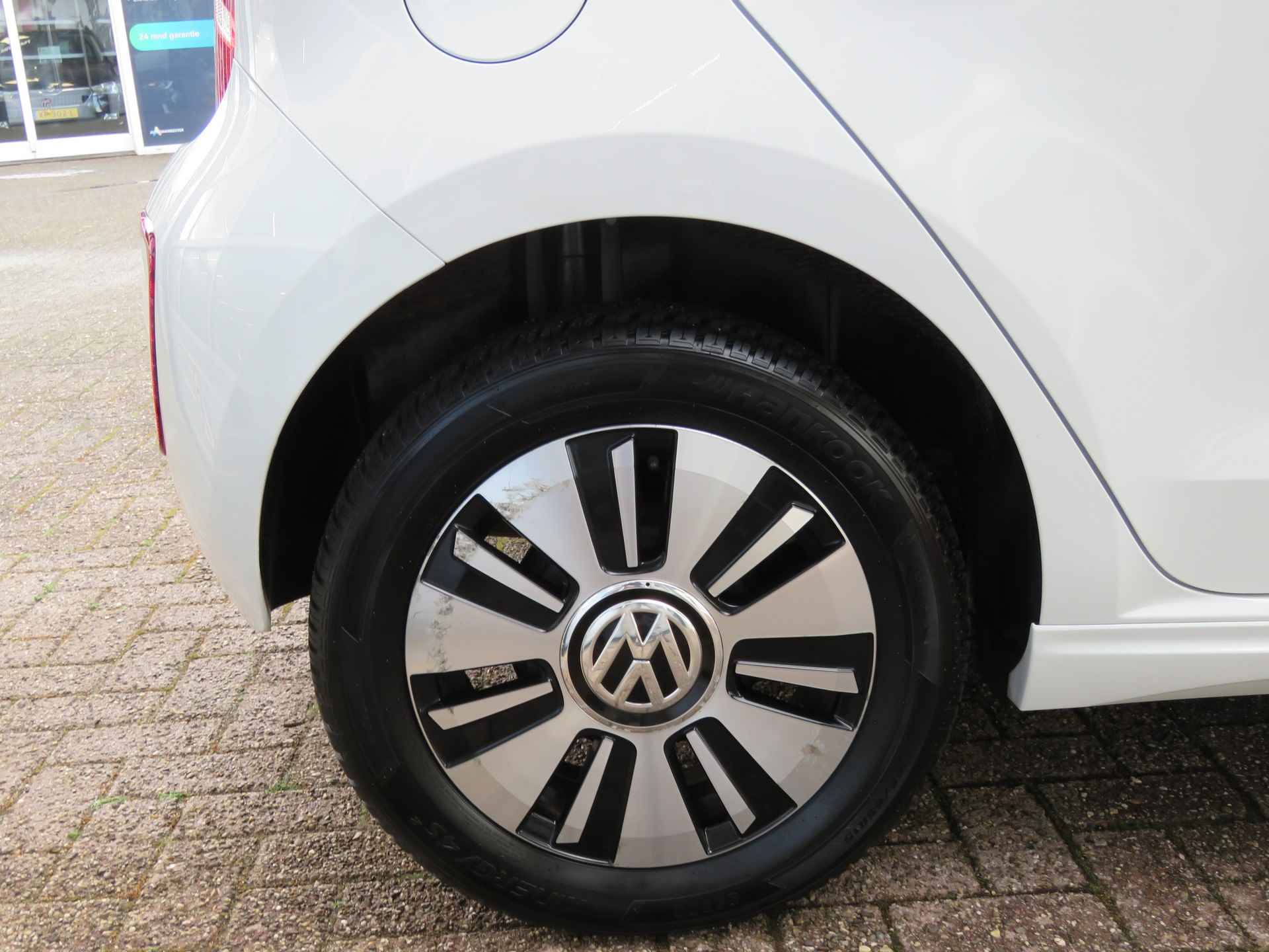 Volkswagen e-Up! / Trekhaak / Stoelverw. / Cruise / BOVAG garantie - 16/45