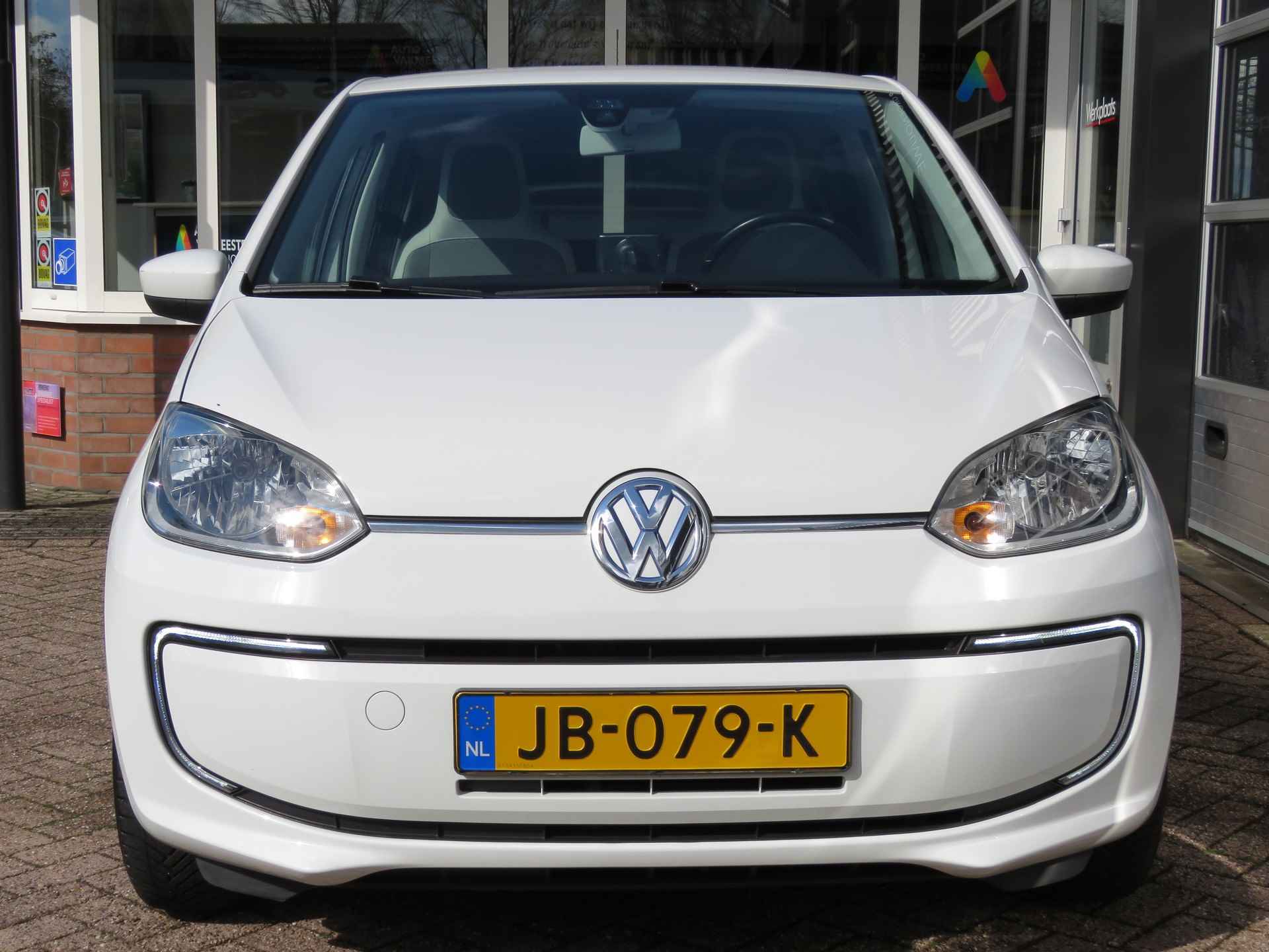 Volkswagen e-Up! / Trekhaak / Stoelverw. / Cruise / BOVAG garantie - 44/45