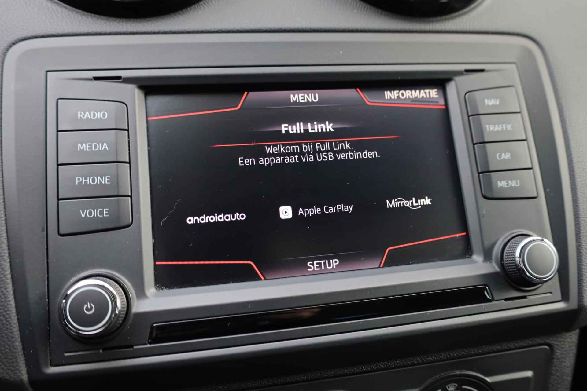 SEAT Ibiza 1.0 EcoTSI Style Connect 70KW/95PK, 16" LMV Zwart, navigatie, cruise control, parkeersensoren, multifunctioneel lederen stuurwiel, licht sensor, zwarte spiegelkappen + zwarte accenten, spiegels elektrisch inklapbaar - 29/38