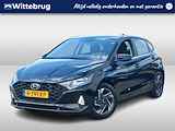 Hyundai i20 1.0 T-GDI Comfort Smart Automaat | NAVIGATIE | PARKEERCAMERA | LICHTMETALEN VELGEN Auto staat in Moordrecht