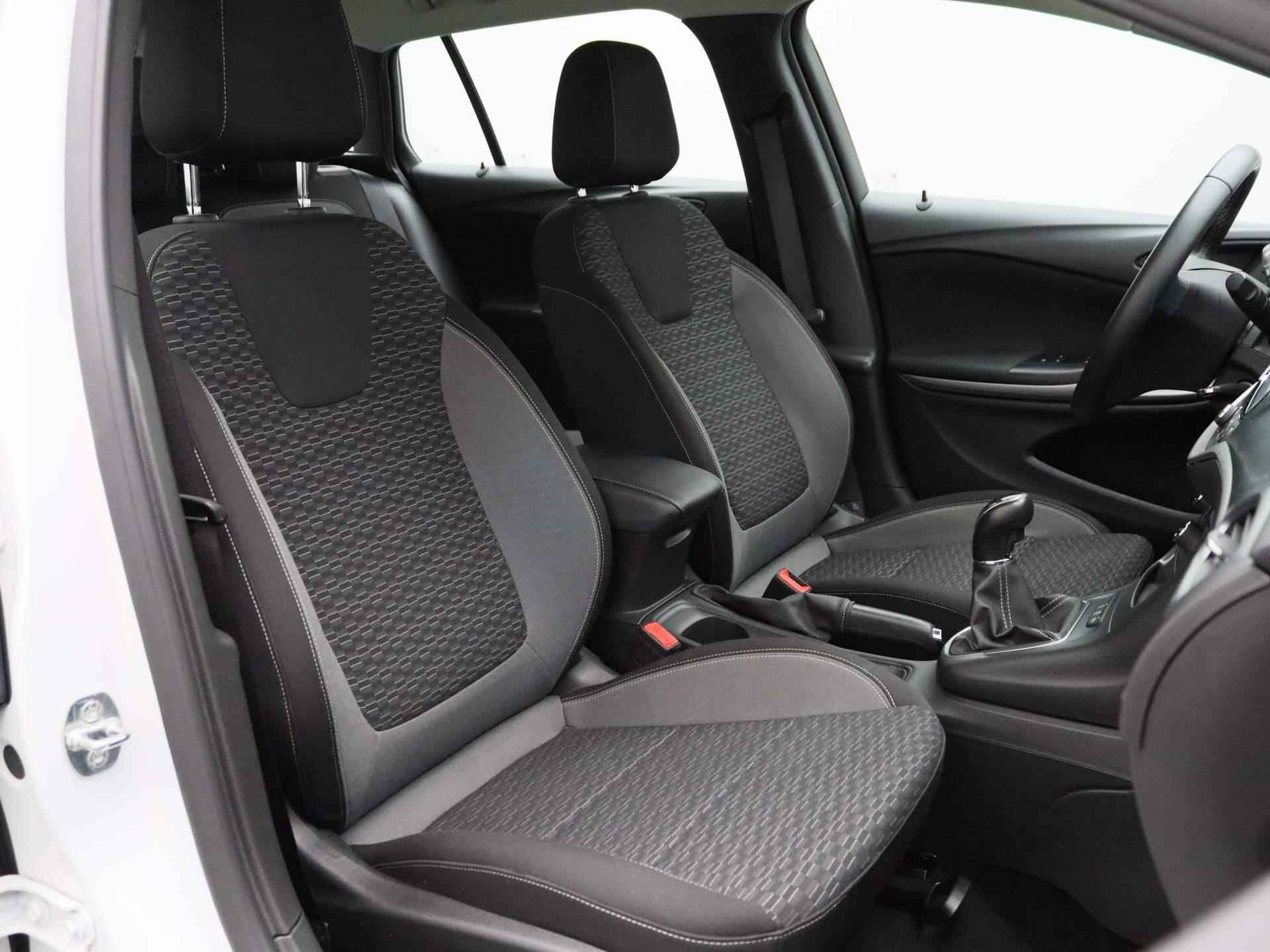 Opel Astra Sports Tourer 1.2 Edition | Navigatie | Climate control | Parkeer sensoren | LMV | Camera | - 31/35