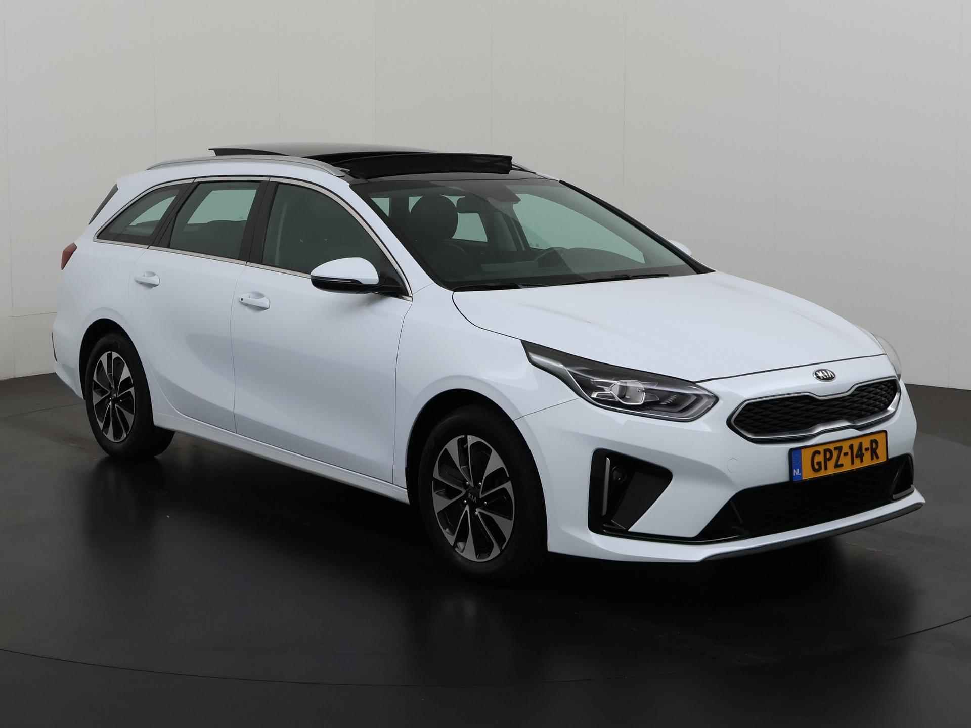 Kia Ceed Sportswagon 1.6 GDI PHEV DynamicPlusLine | Panoramadak | Plug-In | Zondag Open! - 29/43