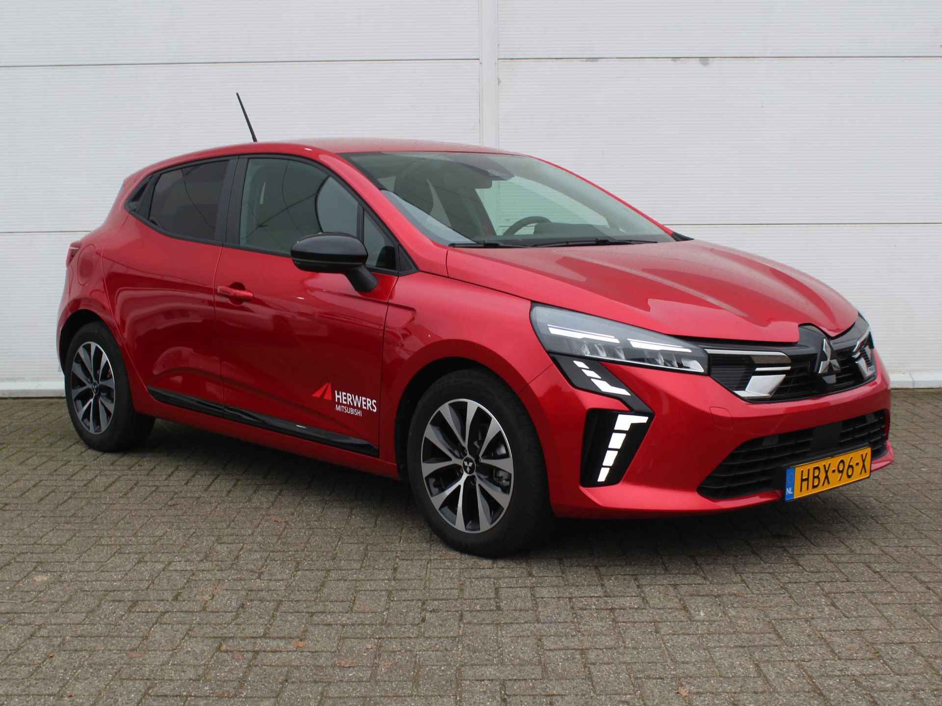 Mitsubishi Colt 1.0T MT Intense / Demo, Levertijd in overleg / Apple Carplay/Android Auto / Cruise Control / Climate Control / Achteruitrijcamera / Keyless Entry & Start / - 18/39