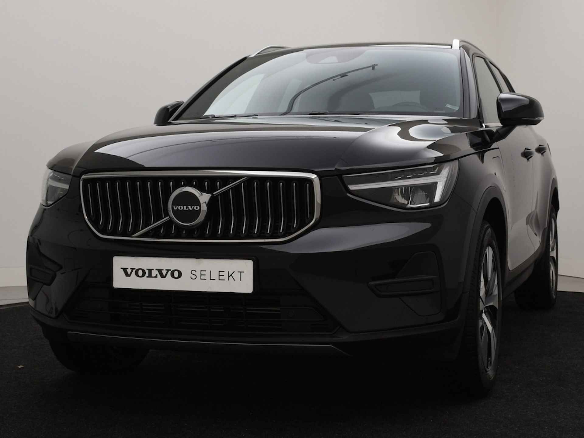 Volvo XC40 T4 PLUG-IN HYBRID CORE BRIGHT 18INCH STOELVERWARMING PARK ASSIST - 2/36