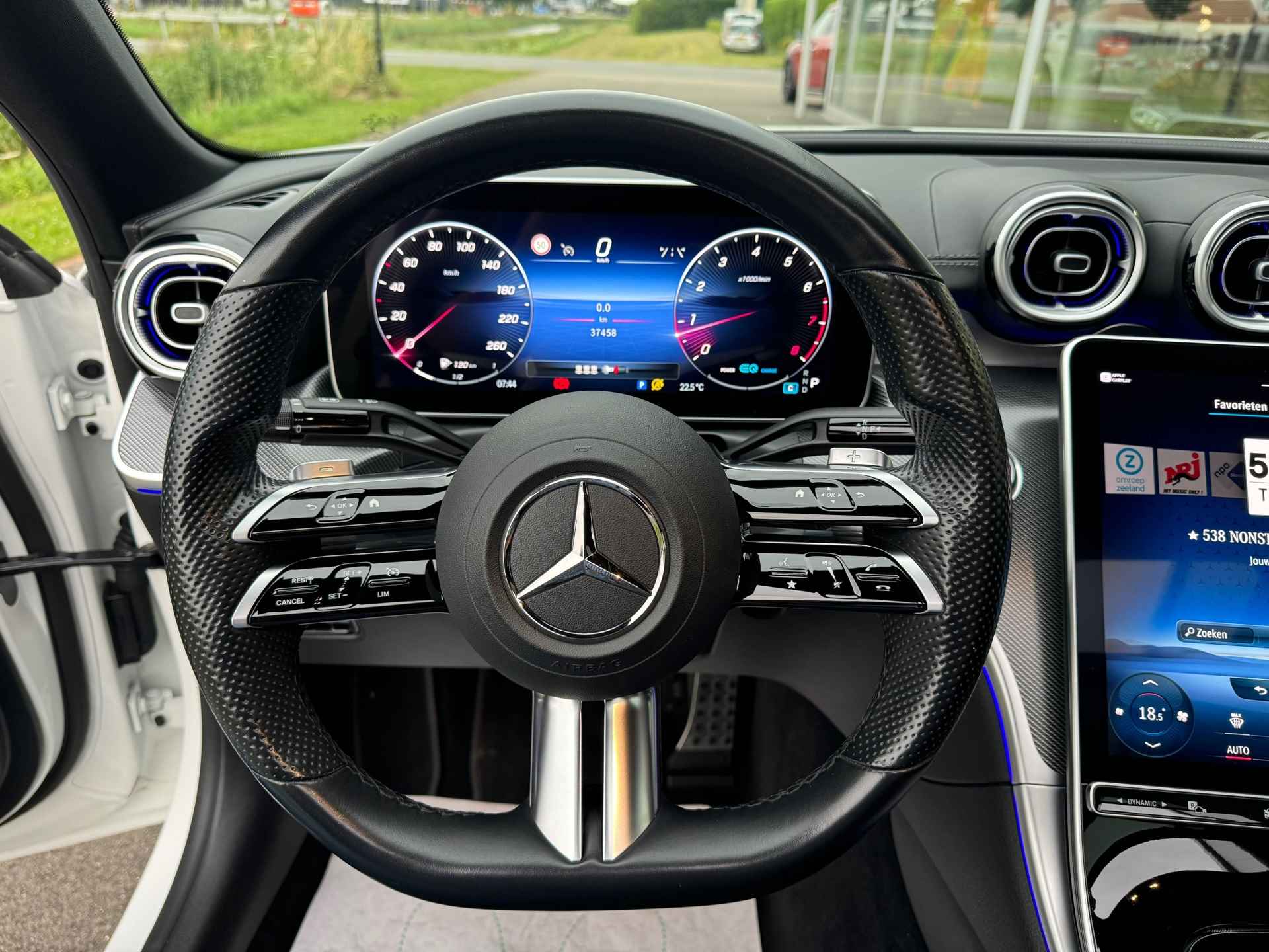 Mercedes-Benz C-klasse 300 AMG Line automaat , night-pakket panoramaschuifdak, Apple-carplay - 17/32