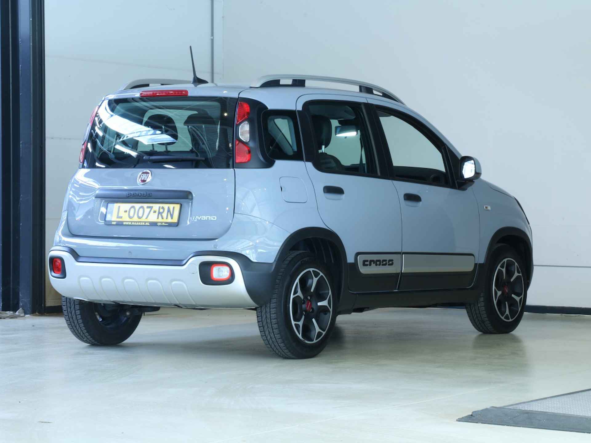 Fiat Panda 1.0 Hybrid Cross * Rijklaarprijs * 12 maanden garantie - 4/22