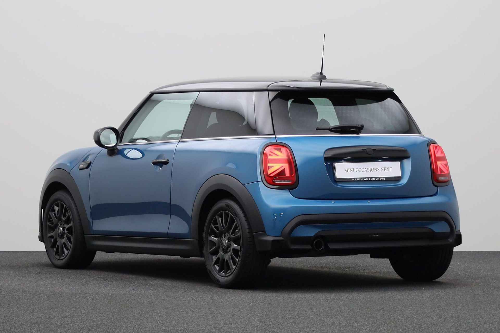 MINI 3-deurs 1.5 Cooper Camden Edition | Park Distance Control achter | - 13/24