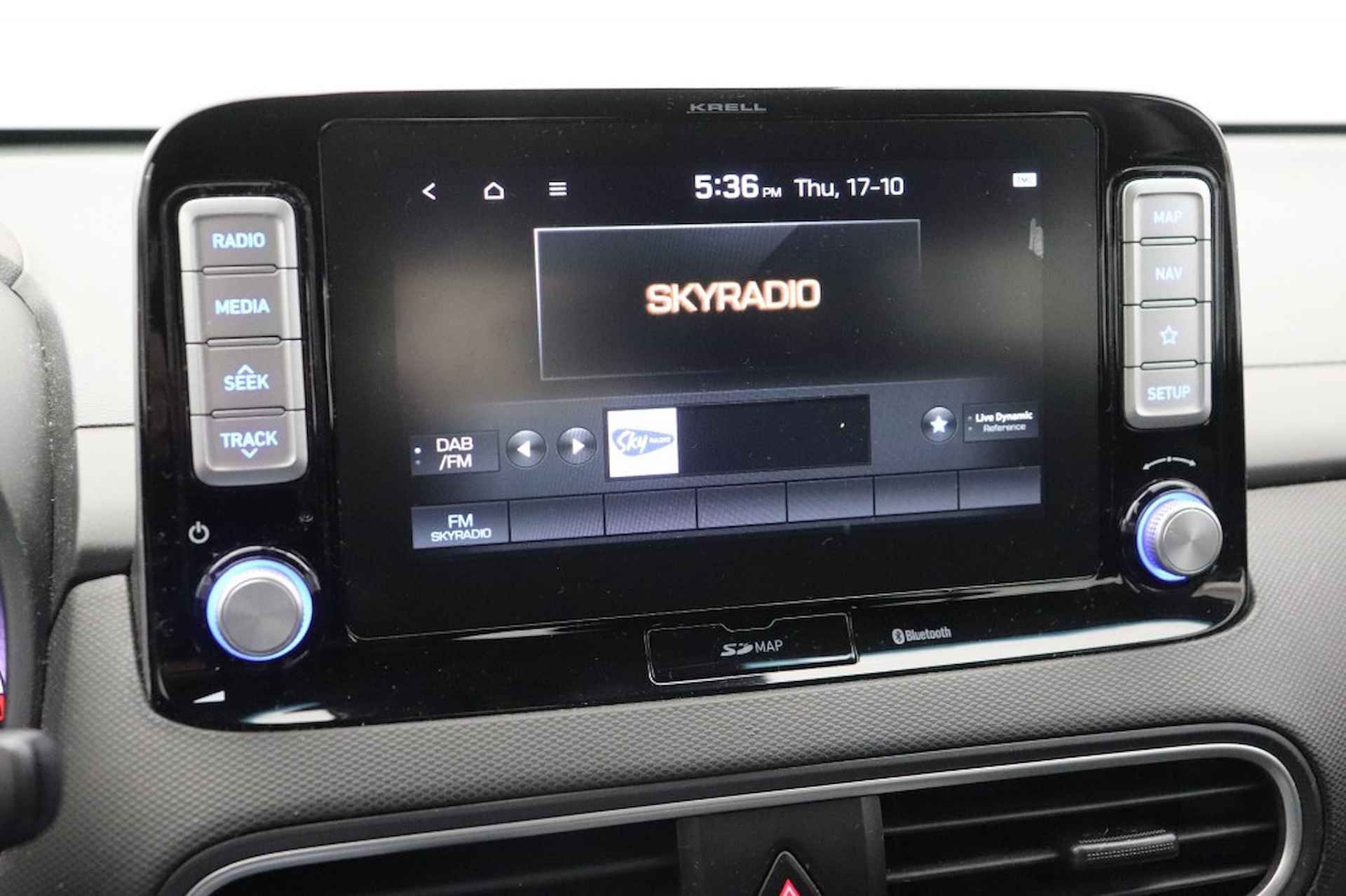 HYUNDAI Kona Electric Comfort 64 kWh - Carplay, Camera (15.835 na SUBSIDIE) - 17/26