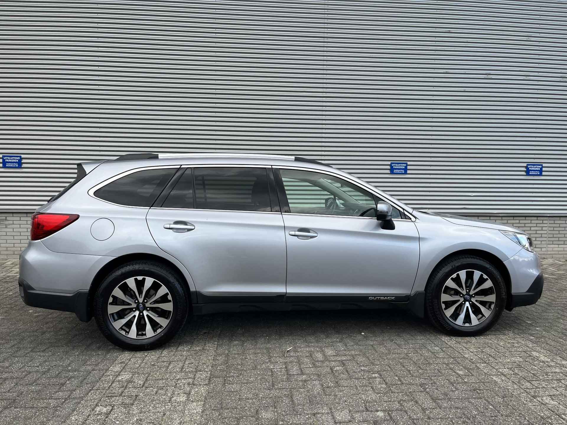 Subaru Outback 2.5i Premium CVT Automaat | Navi | Leder interieur | Open dak | Trekhaak | Dealer onderhouden!! - 6/30