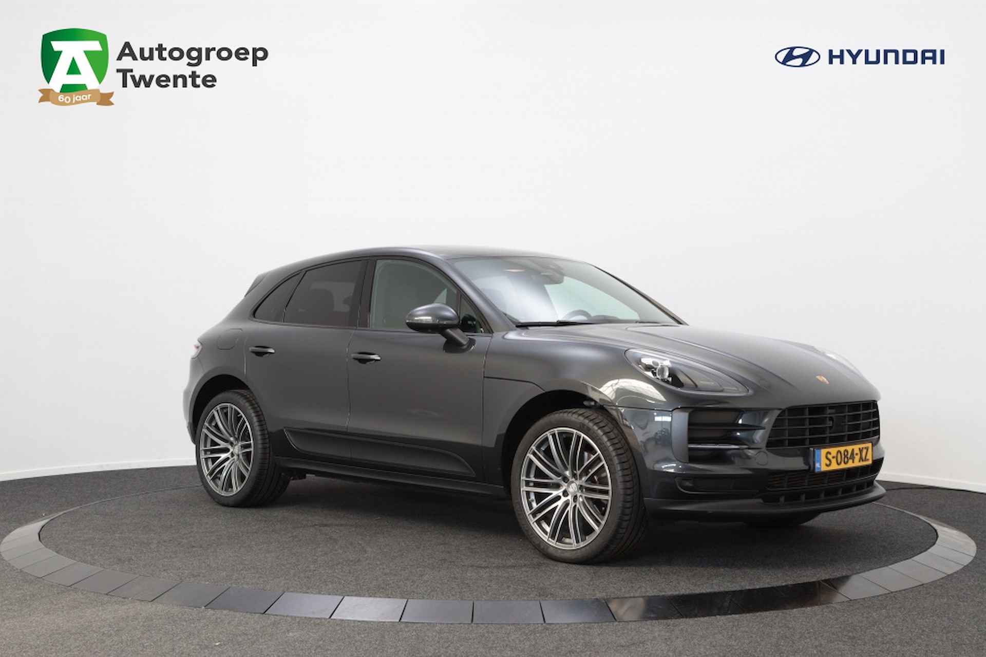 Porsche Macan 2.0 | Panorama Dak | Leder | Navigatie | Airco | Camera | - 1/53