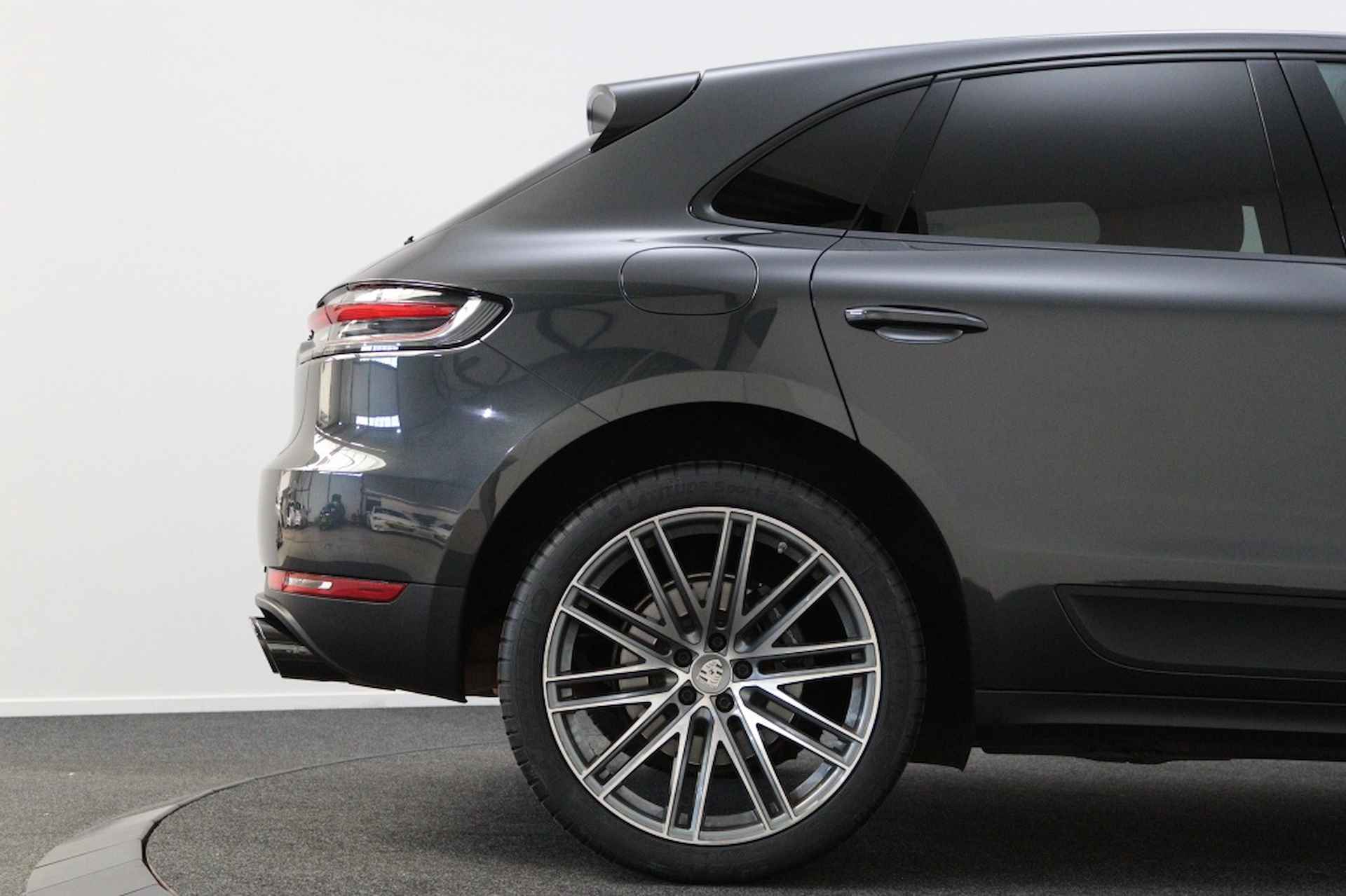 Porsche Macan 2.0 | Panorama Dak | Leder | Navigatie | Airco | Camera | - 21/53