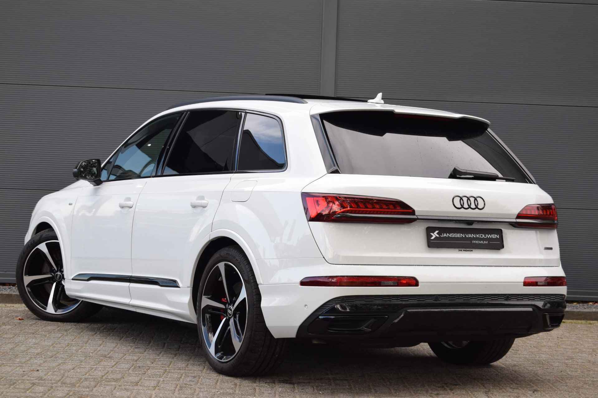 Audi Q7 55 TFSI e quattro Pro Line / S-Line / Head Up / Panoramadak - 4/67