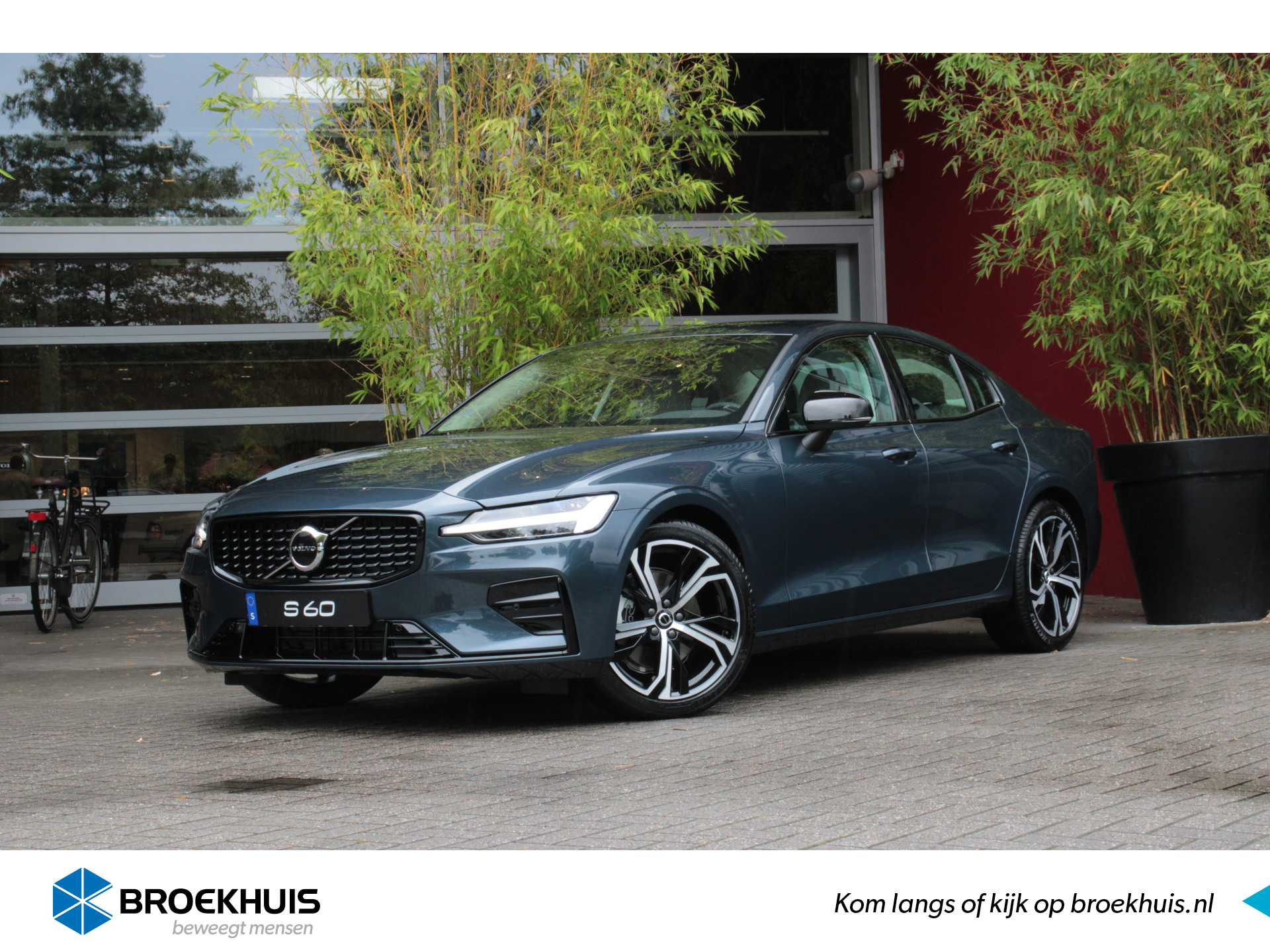 Volvo S60 B4 Plus Dark | Memory Seats | Camera | Adaptive Cruise | Stuur/stoelverwarming | Keyless