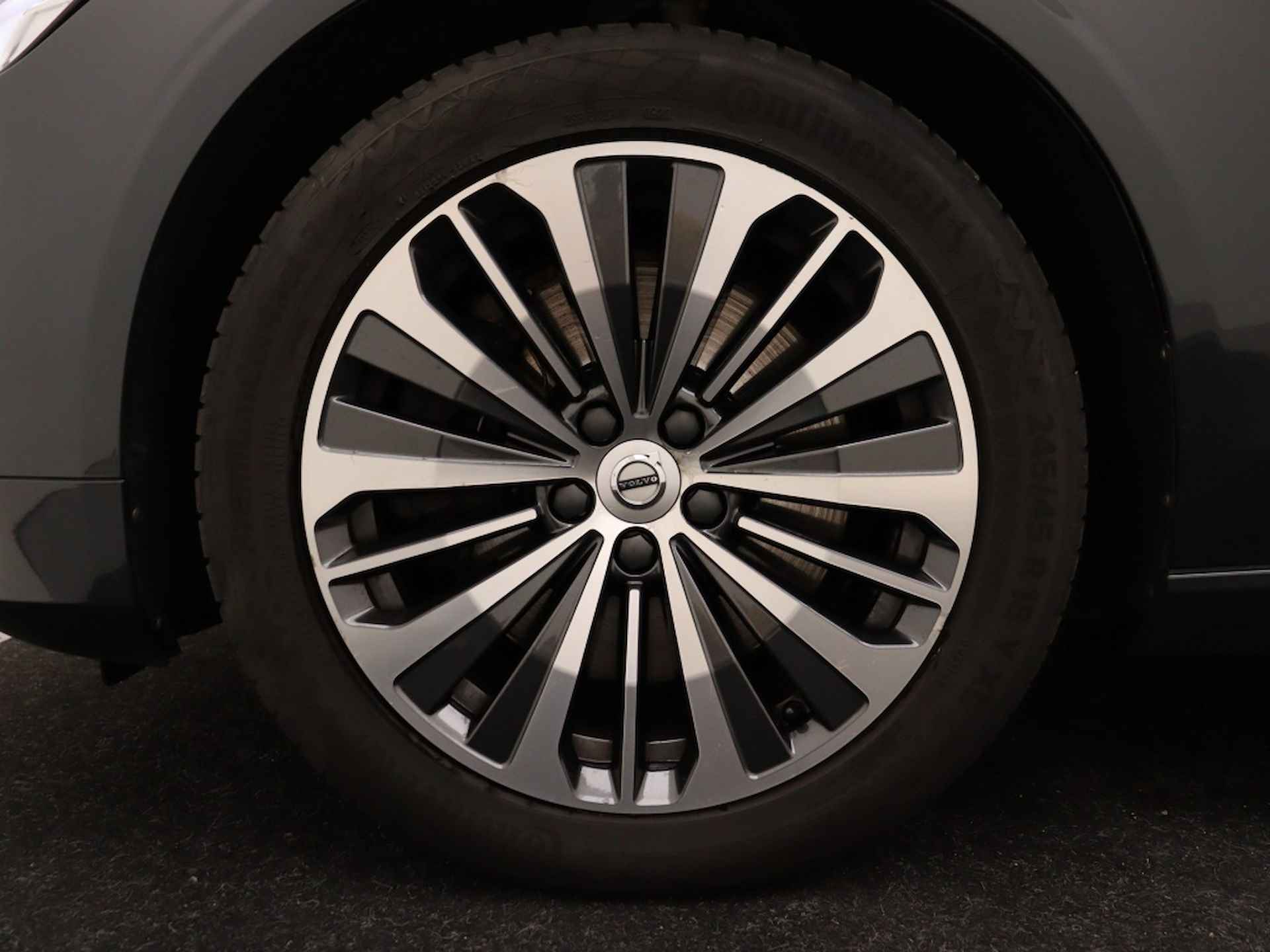 Volvo V90 T4 AUT(8) MOMENTUM PRO NAVI LEDER SCHUIFDAK ACC BLIS 18INCH - 9/48