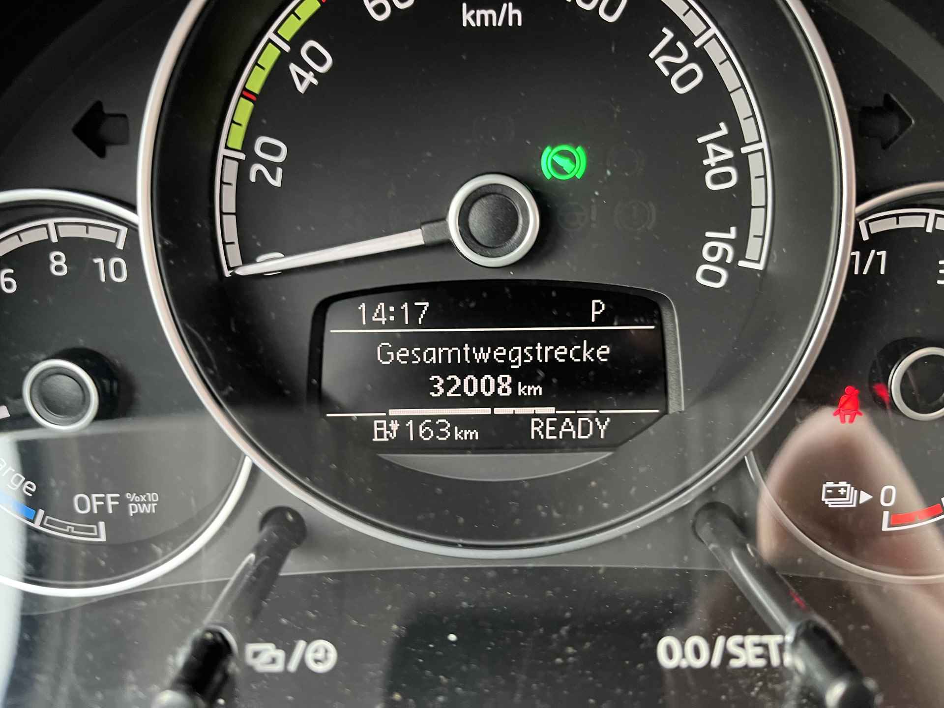 Škoda Citigo e-iV EV Style / SUBSIDIE/ PARK. SENSOREN/ CRUISE/ STOEL VERWARM./ BLUETOOTH/ VOORRUIT VERWARM./ CLIMA/ DAB/ 16" LMV/ - 6/25