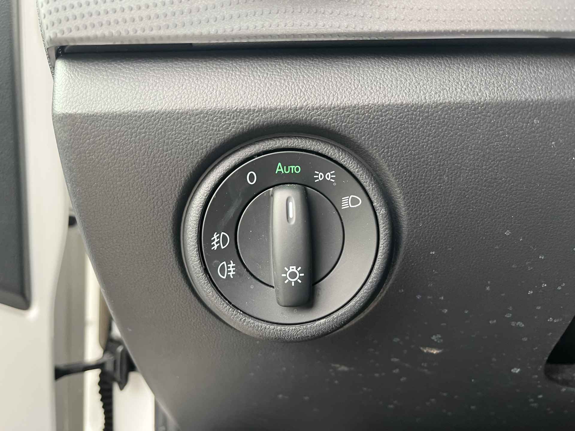 Škoda Citigo e-iV EV Style / SUBSIDIE/ PARK. SENSOREN/ CRUISE/ STOEL VERWARM./ BLUETOOTH/ VOORRUIT VERWARM./ CLIMA/ DAB/ 16" LMV/ - 11/25