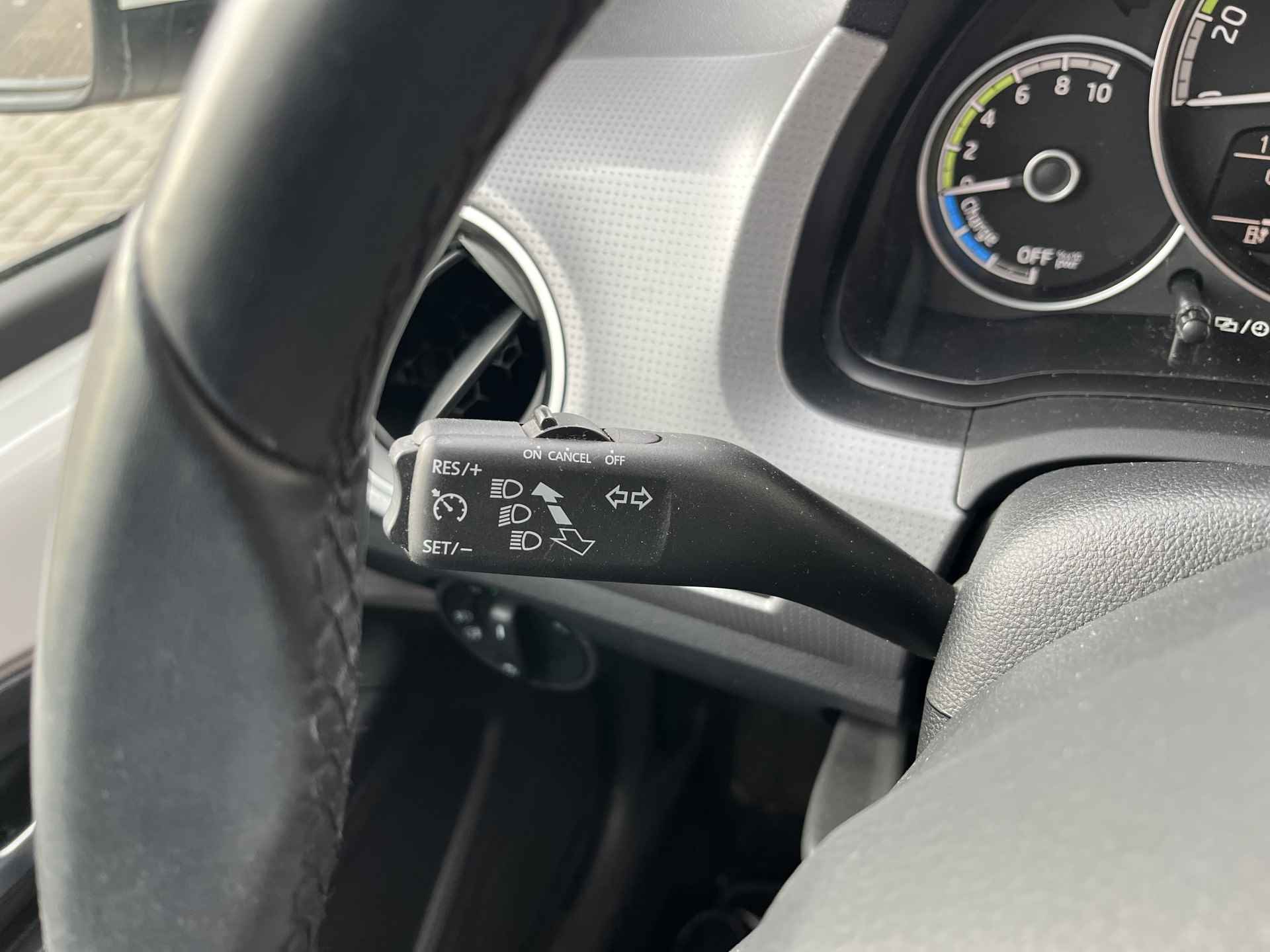 Škoda Citigo e-iV EV Style / SUBSIDIE/ PARK. SENSOREN/ CRUISE/ STOEL VERWARM./ BLUETOOTH/ VOORRUIT VERWARM./ CLIMA/ DAB/ 16" LMV/ - 12/25