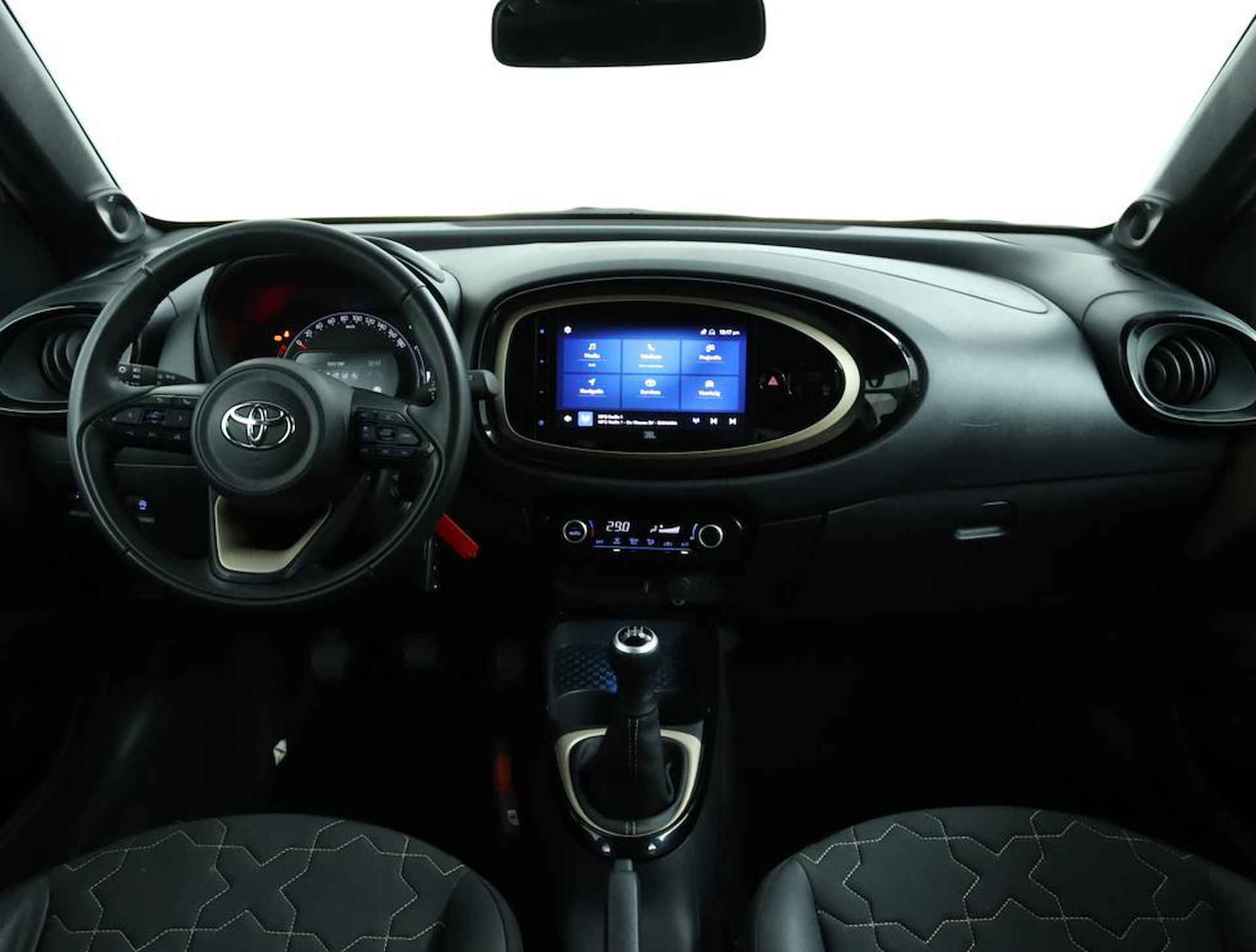 Toyota Aygo X 1.0 VVT-i MT Envy | Navigatie | Adaptive Cruise Control | Apple Carplay | Android Auto | JBL Audio | - 4/45