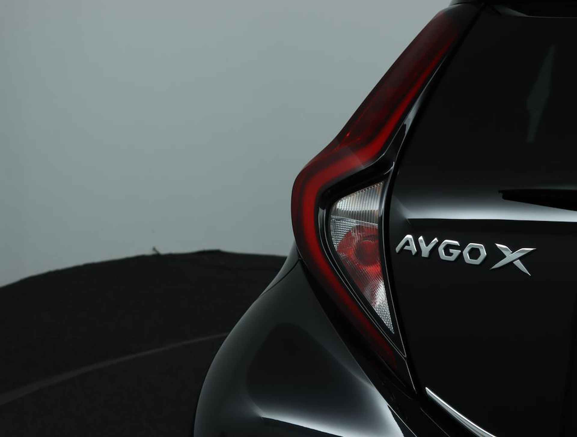 Toyota Aygo X 1.0 VVT-i MT Envy | Navigatie | Adaptive Cruise Control | Apple Carplay | Android Auto | JBL Audio | - 34/45