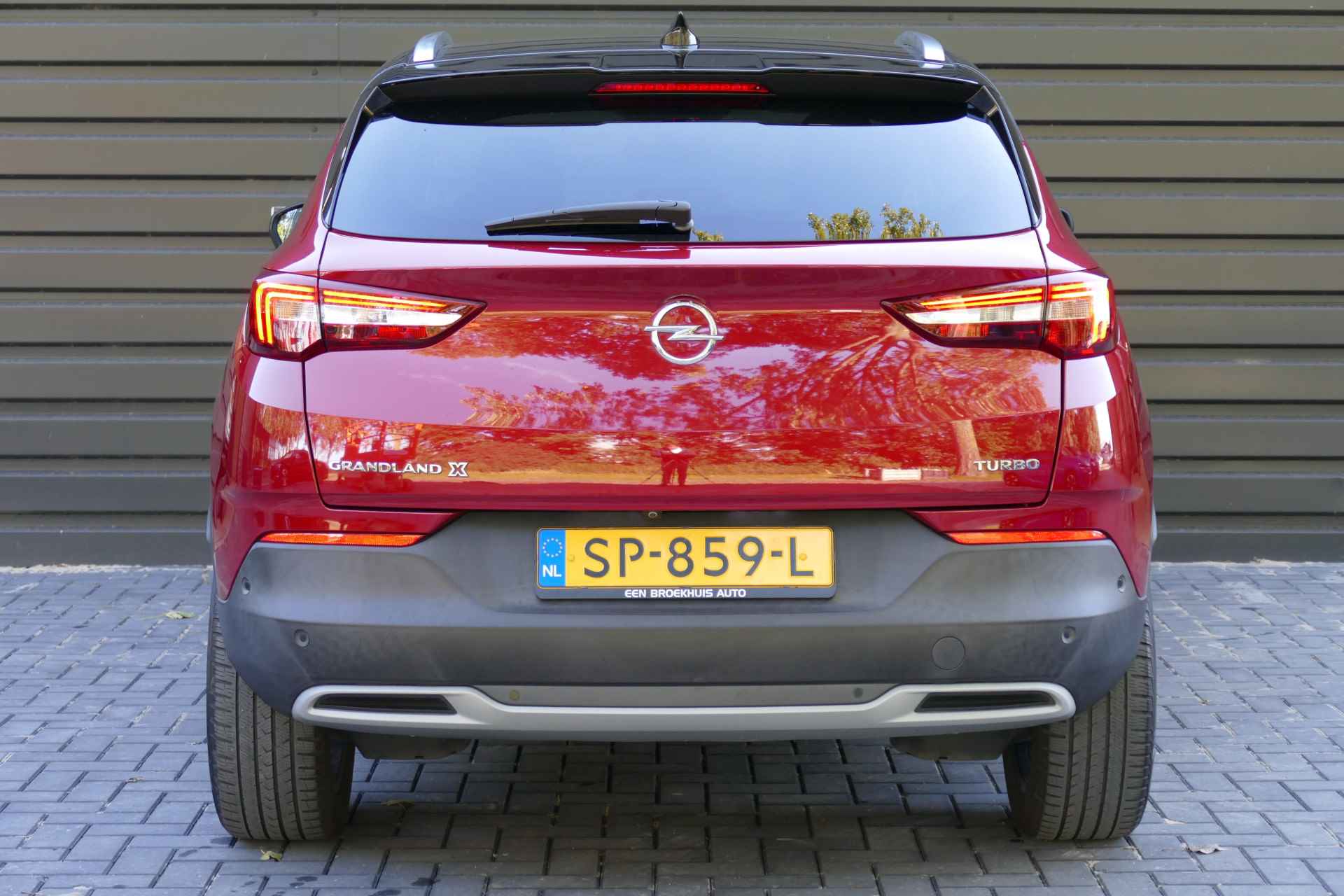 Opel Grandland X 1.2 TURBO 130PK ULTIMATE AUTOMAAT / NAVI / LEDER / CLIMA / CAMERA V+A / 18"LMV / ELEKTR.ACHTERKLEP / FULL-LED / KEYLESS / WINTER - 5/28