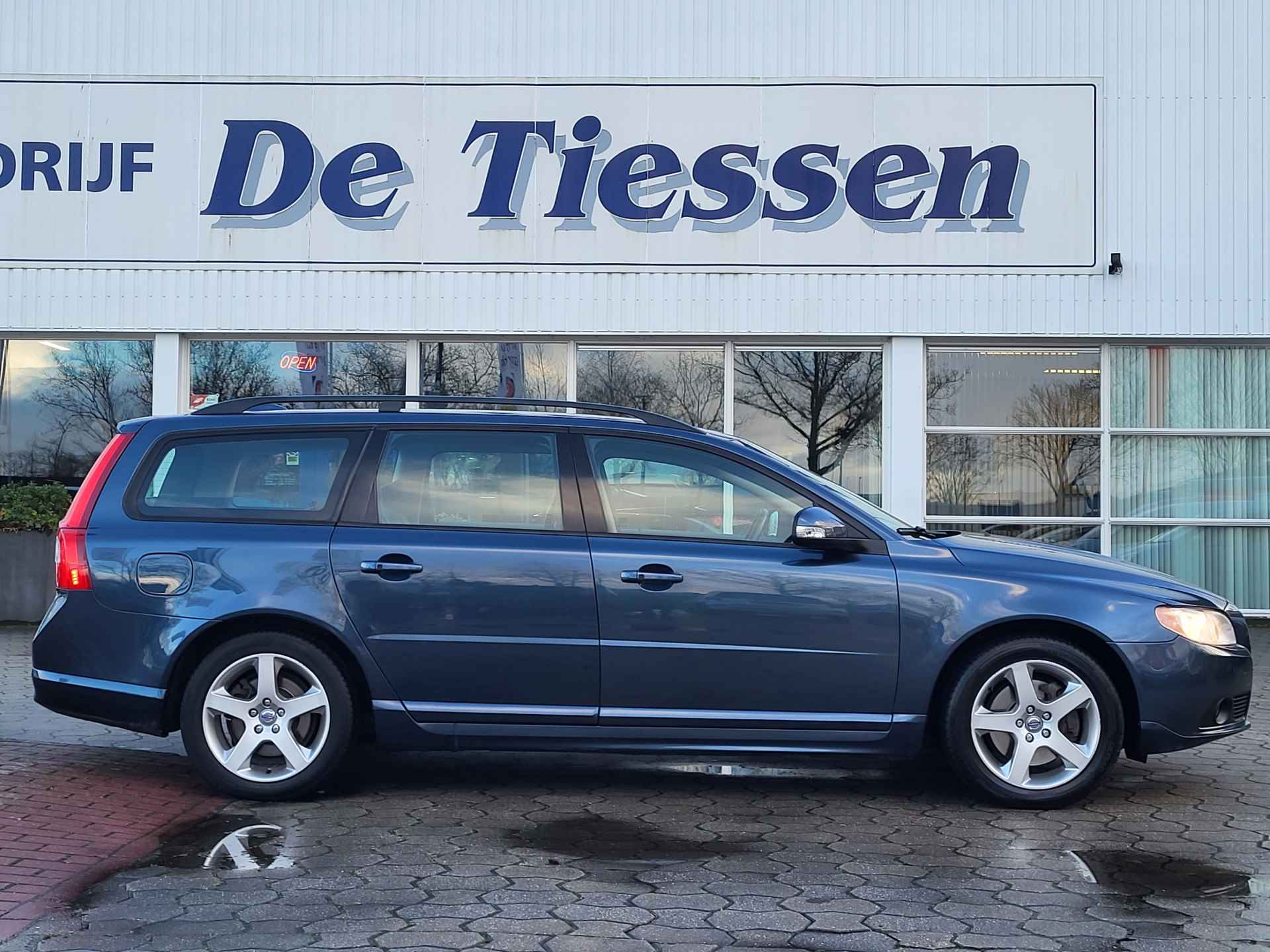 Volvo V70 2.5T Momentum LPG G3 Youngtimer! Rijklaar met beurt & garantie! - 5/32