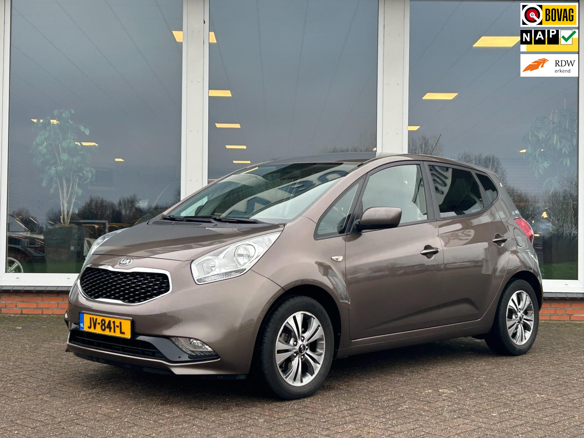 Kia Venga 1.4 CVVT DynamicPLusLine - Origineel NL - NAP - Navi - Camera - Airco - LM