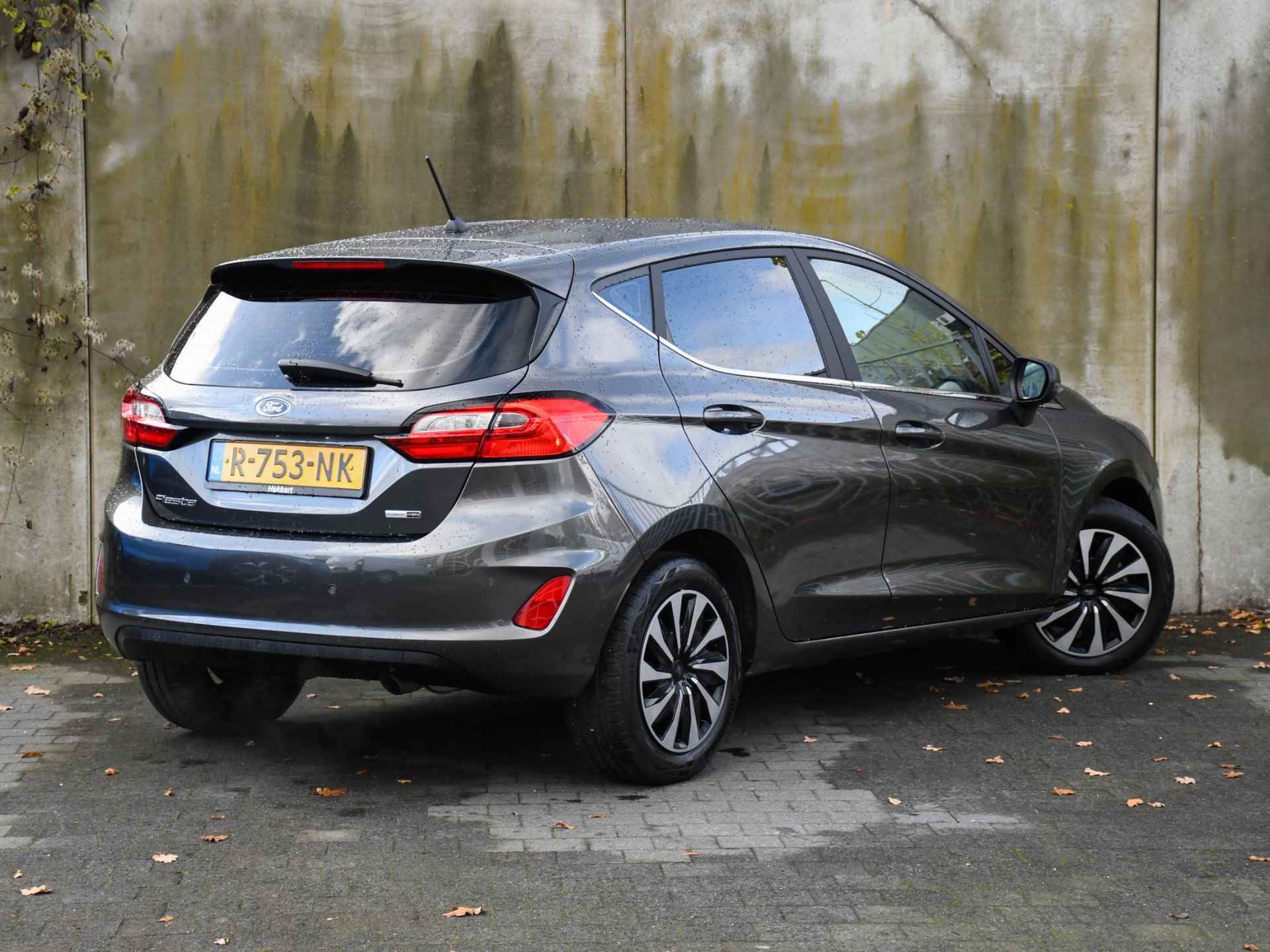 Ford Fiesta Titanium 1.0 EcoBoost Hybrid 125pk DAB | PDC ACHTER | CLIMA | CRUISE.C | PRIVACY GLASS - 4/29