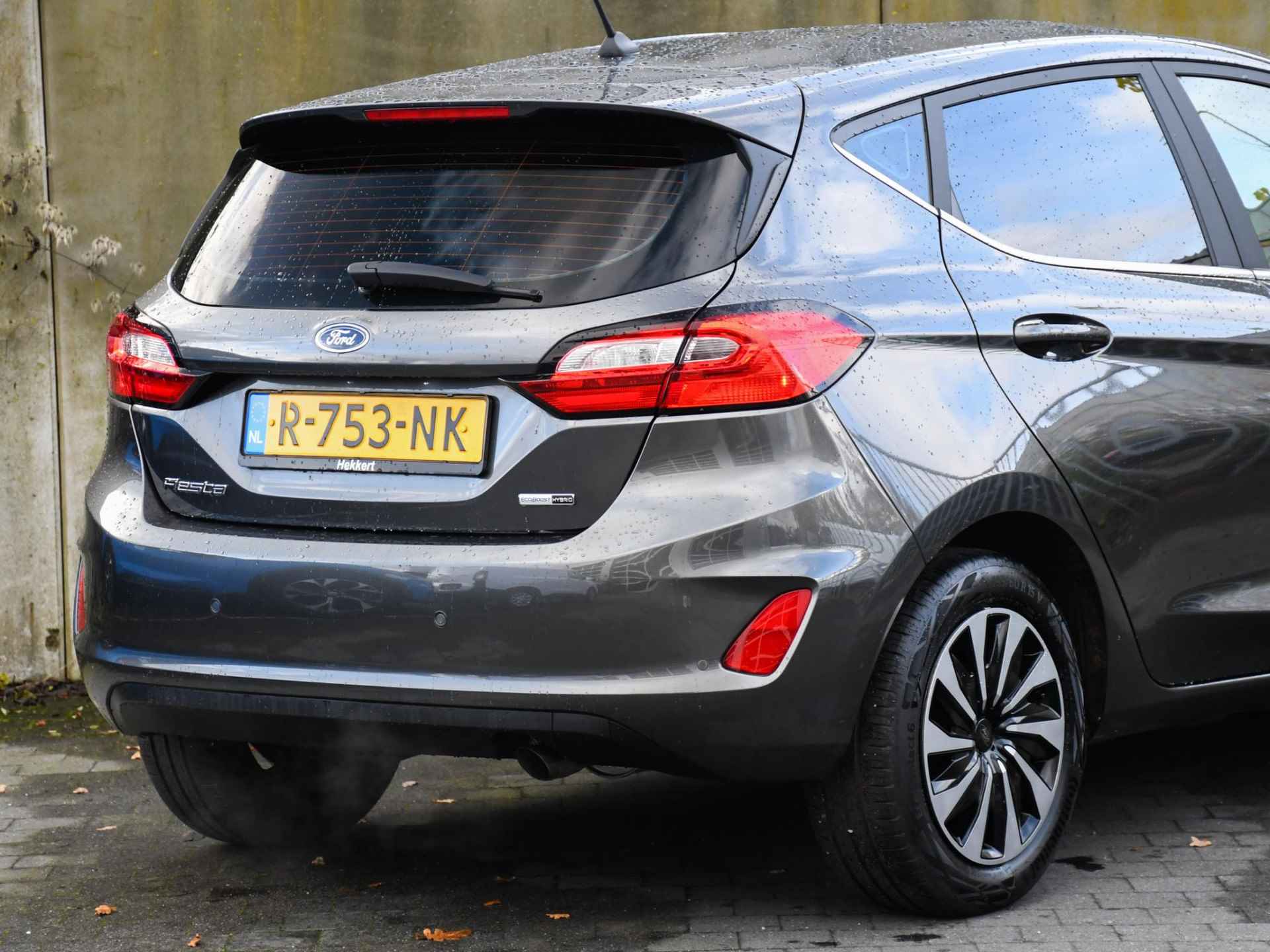 Ford Fiesta Titanium 1.0 EcoBoost Hybrid 125pk DAB | PDC ACHTER | CLIMA | CRUISE.C | PRIVACY GLASS - 5/29