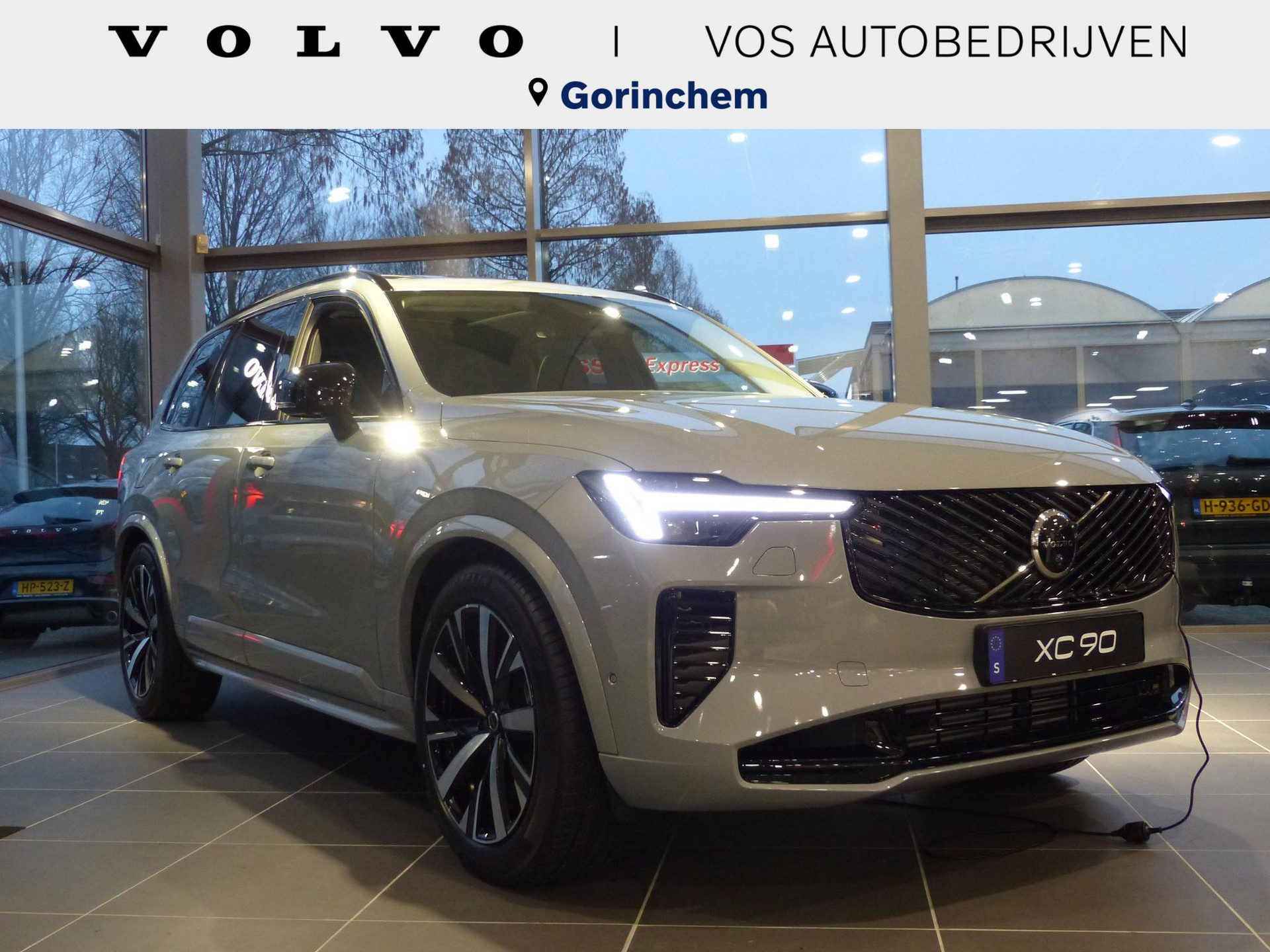 Volvo XC90 T8 Plug-in hybrid AWD Ultra Dark