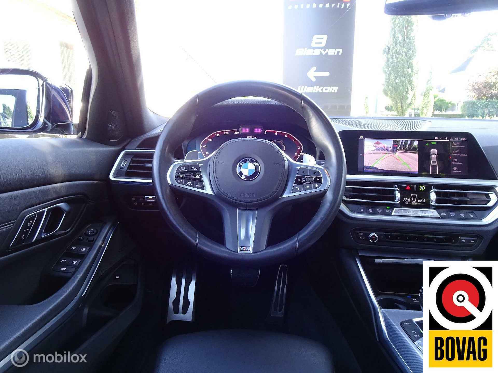 BMW 3-serie 330e M-Sport|Laser|HUD|Panorama Dak !!! - 13/27