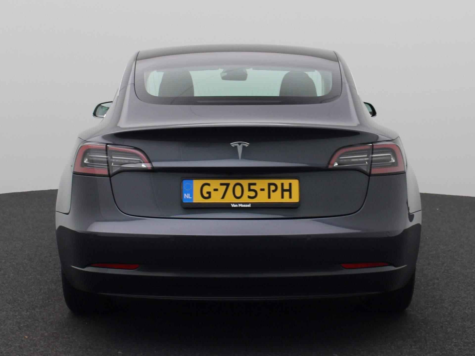 Tesla Model 3 RWD | Navi | Leder | Panorama Dak | Camera | Audio Premium | Keyless Go+Entry | 19''Inch Lichtmetalen Velgen | 12 Maand BOVAG Garantie! | - 5/39