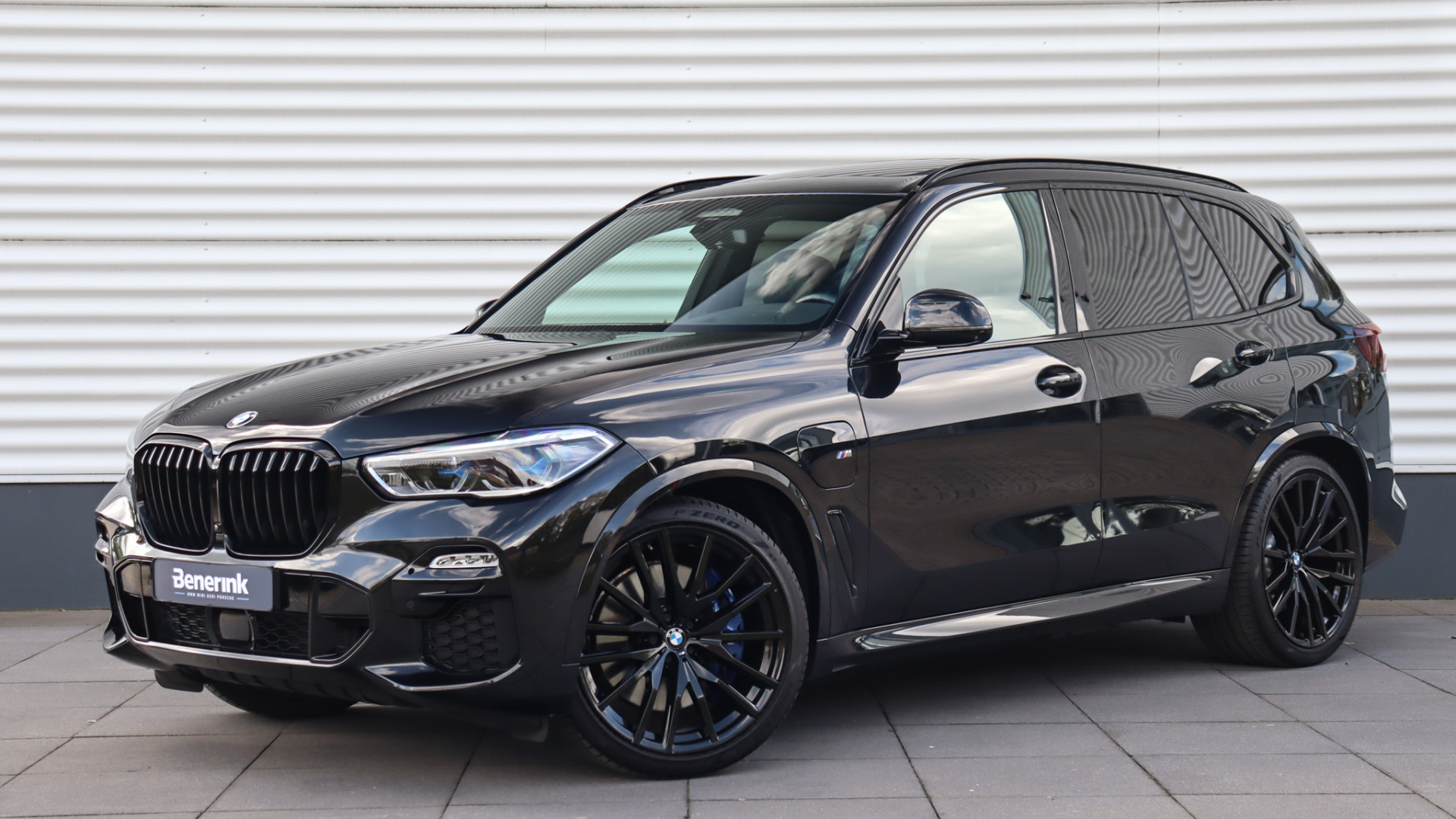 BMW X5 xDrive45e High Executive M-Sport | Harman/Kardon | Panoramadak | Head-up | Laserlight | Trekhaak | Achterasbesturing