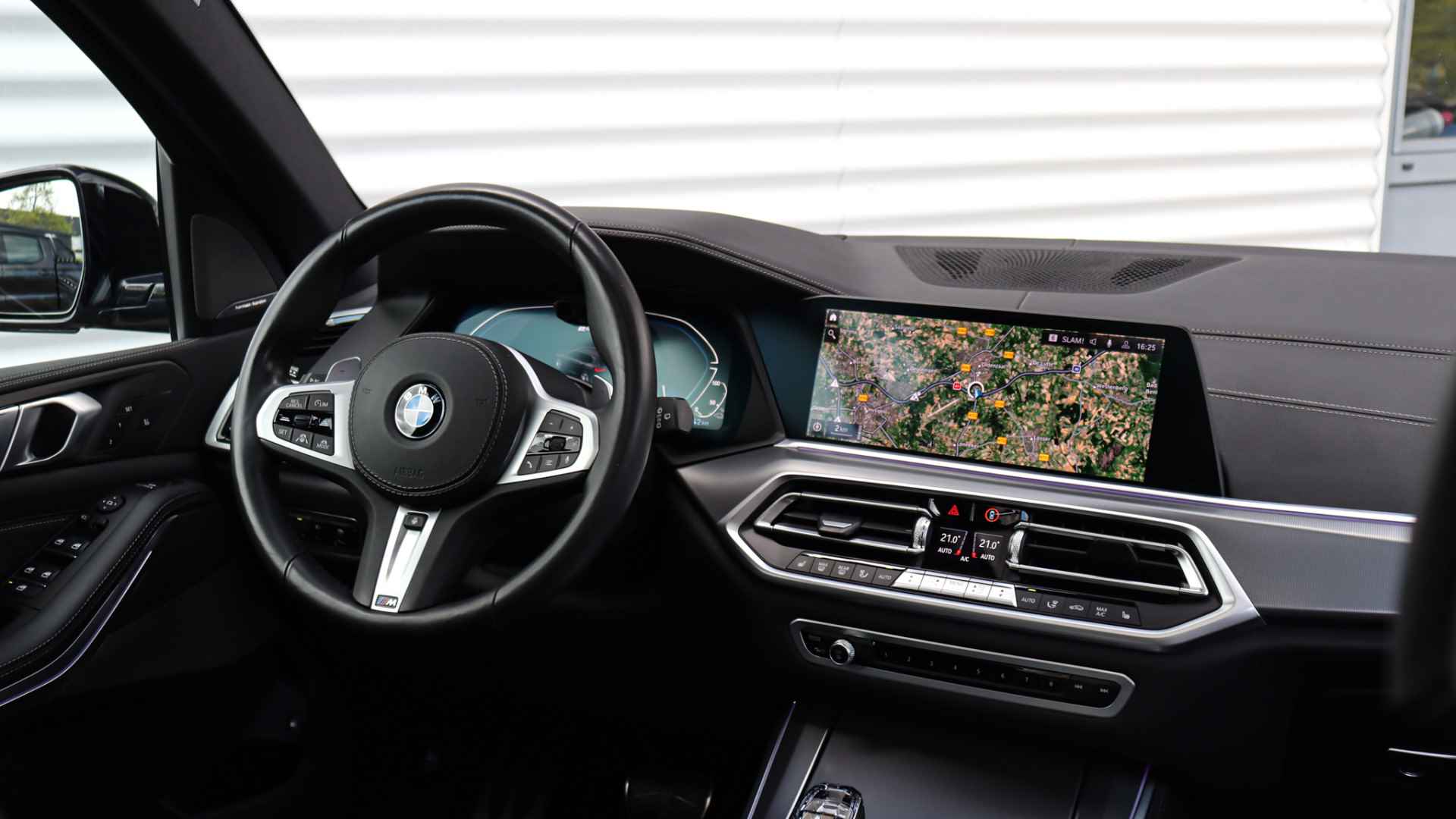 BMW X5 xDrive45e High Executive M-Sport | Harman/Kardon | Panoramadak | Head-up | Laserlight | Trekhaak | Achterasbesturing - 12/37