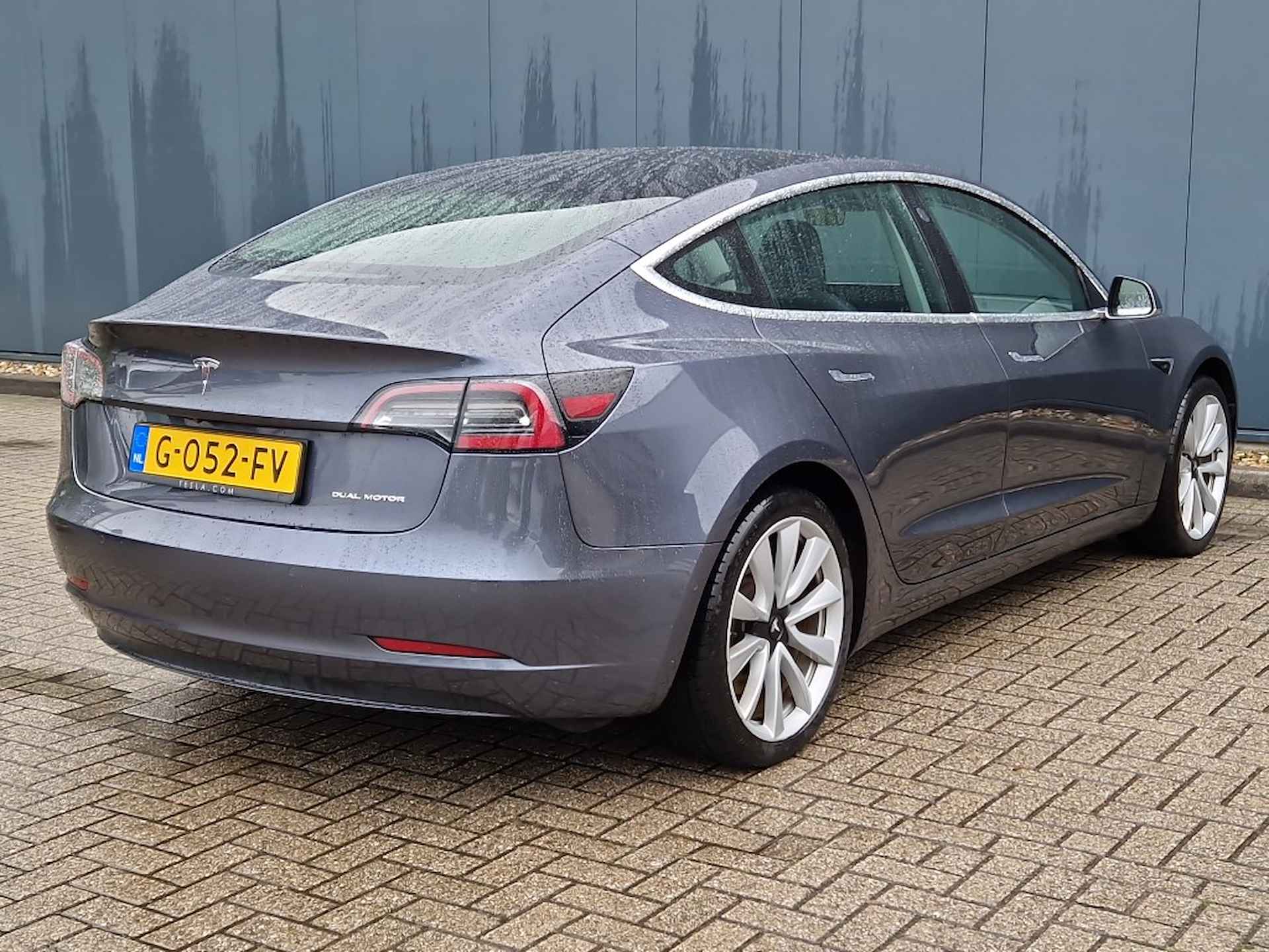 TESLA Model 3 LONG-RANGE 351PK AWD - 2/5