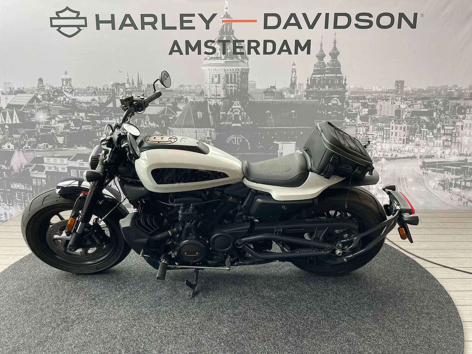 Harley-Davidson SPORTSTER S 1250 - 4/8