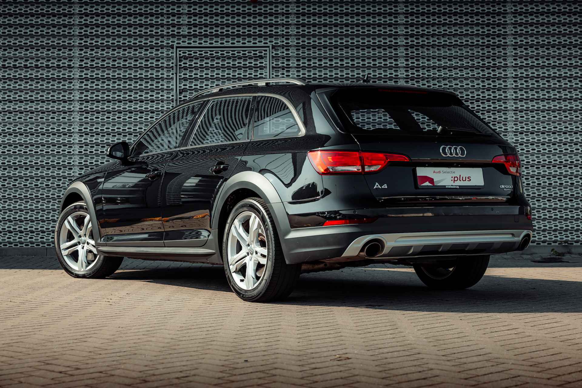 Audi A4 Allroad quattro 45 TFSI 245pk quattro s-tronic Pro Line | Panoramadak | Sportstoelen | Leder-alcantara | Stoelverwarming | Elektr voorstoelen - 5/36