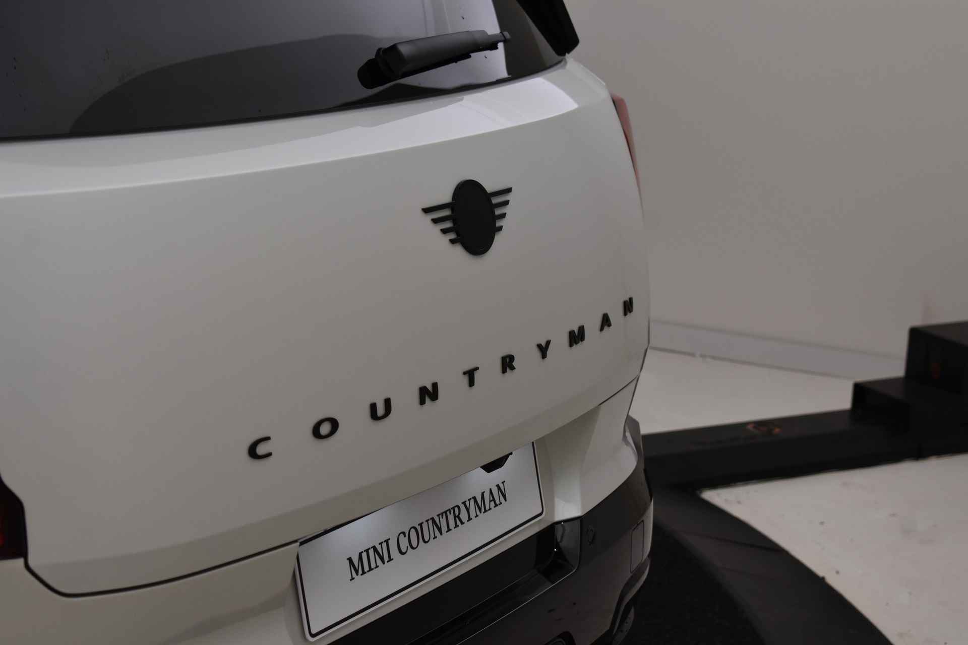 MINI Countryman C JCW Automaat / Panoramadak / Trekhaak / JCW Sportstoelen / Parking Assistant Plus / Driving Assistant Professional / Comfort Access - 49/52