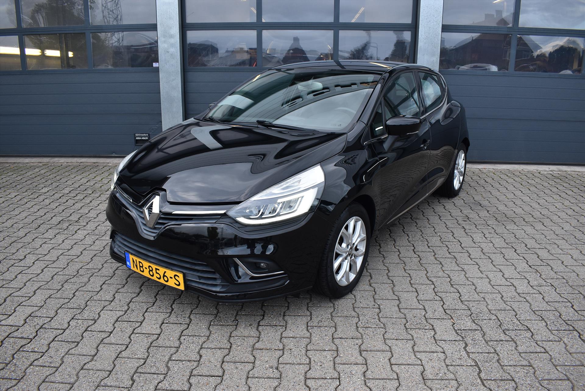 RENAULT Clio 1.2 TCe 120pk Intens