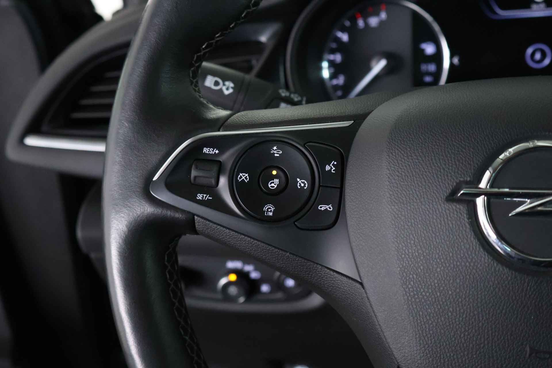 Opel Insignia Sports Tourer 2.0 CDTI Innovation OPC-Line / LED / CarPlay / Cam / DAB+ - 19/30
