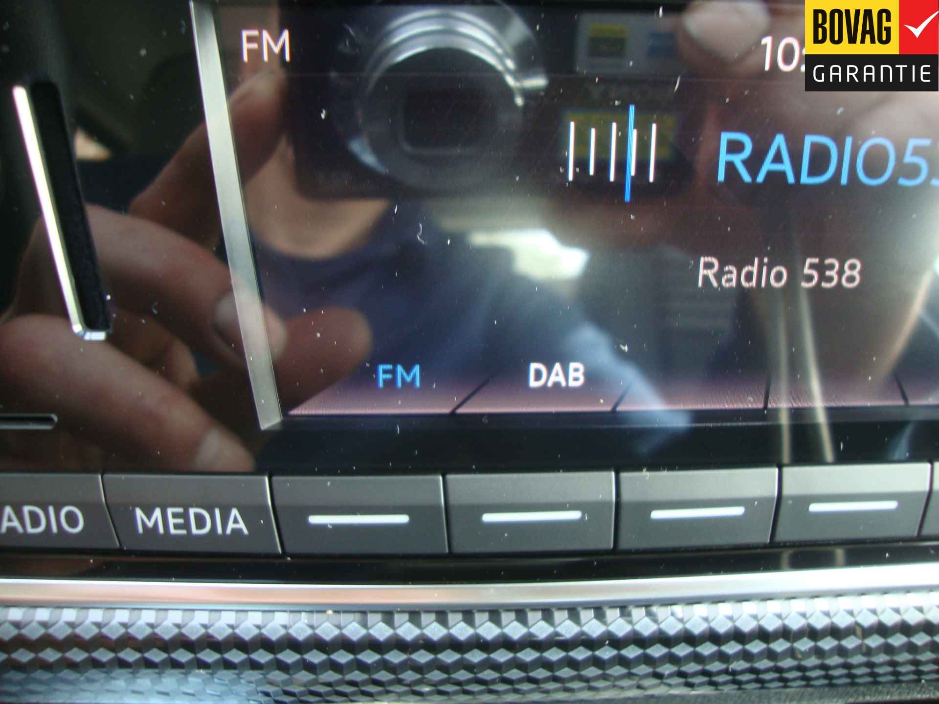 Volkswagen up! 1.0 NIEUW! 48kw ( Airco, DAB Radio, Line assist) RIJKLAARPRIJS! - 11/28