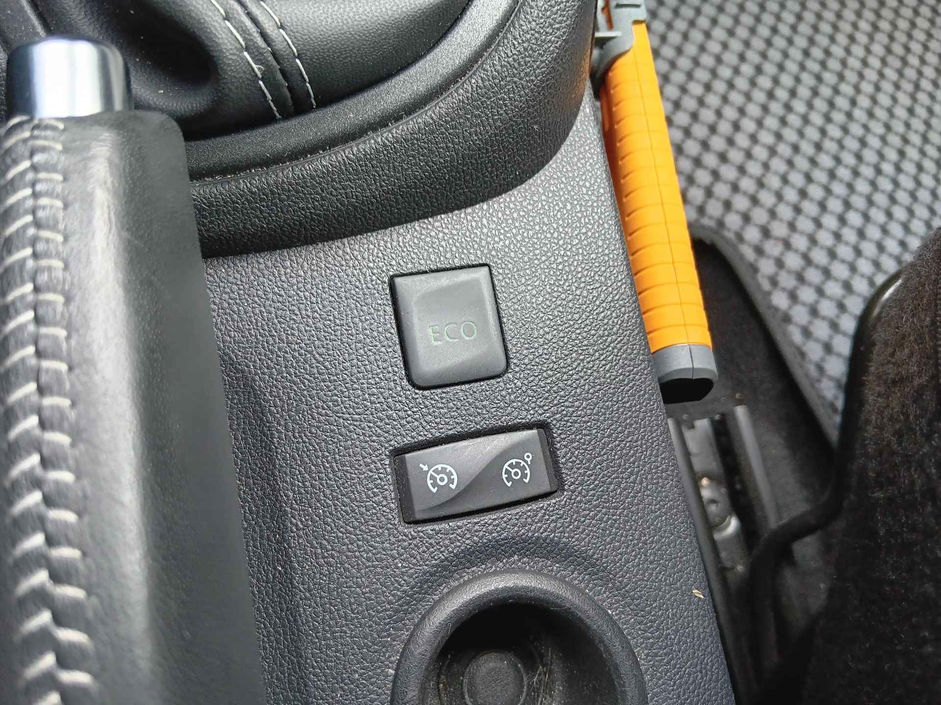 Renault Captur 0.9 TCe Bose Trekhaak / Climate Control / Navigatie - 21/38