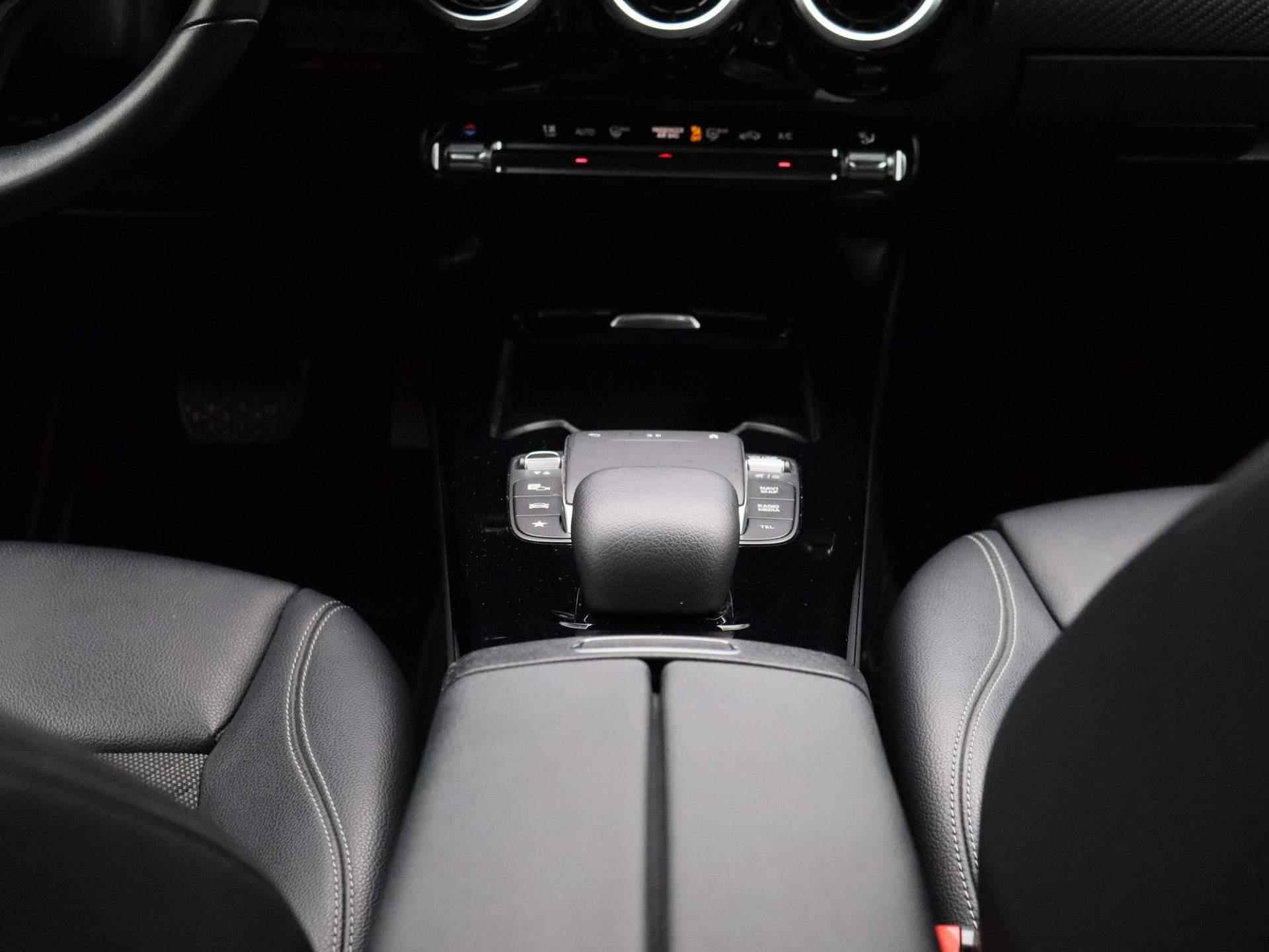 Mercedes-Benz A-klasse 180 d Business Solution | Trekhaak Elektrisch Uitklapbaar | Navi | Cruise | PDC V+A | Keyless | Camera | LED | Wide Screen | - 9/41