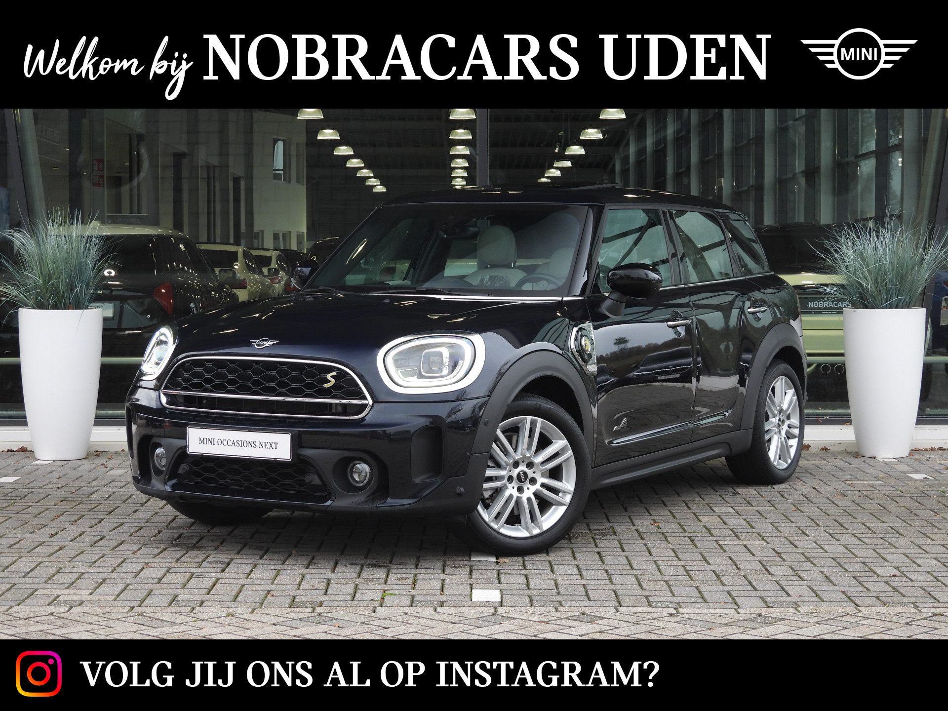 MINI Countryman Cooper SE ALL4 Automaat / Panoramadak / Achteruitrijcamera / LED / Apple CarPlay / Comfort Access / Head-Up / Park Assistant