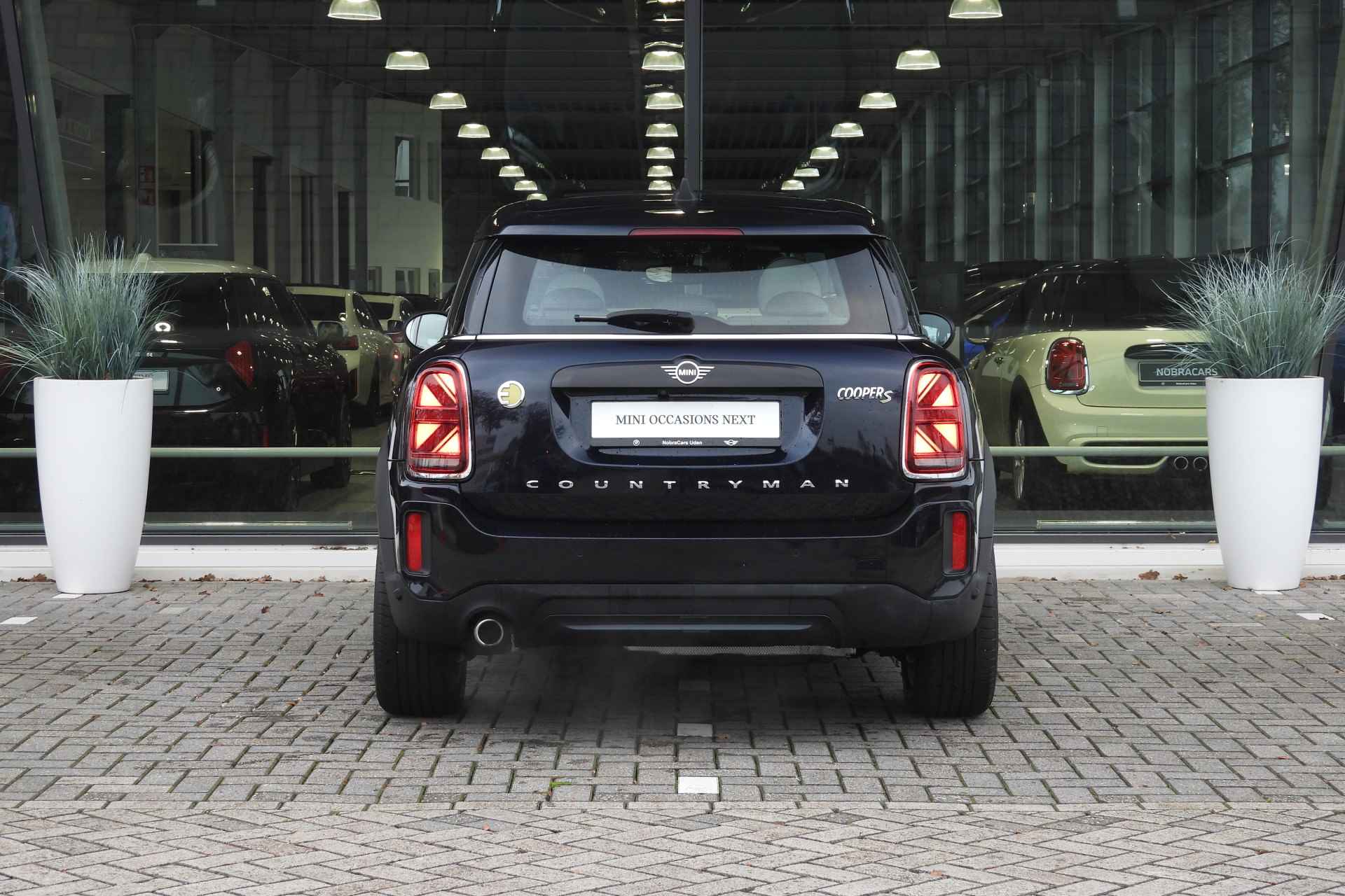 MINI Countryman Cooper SE ALL4 Automaat / Panoramadak / Achteruitrijcamera / LED / Apple CarPlay / Comfort Access / Head-Up / Park Assistant - 21/45