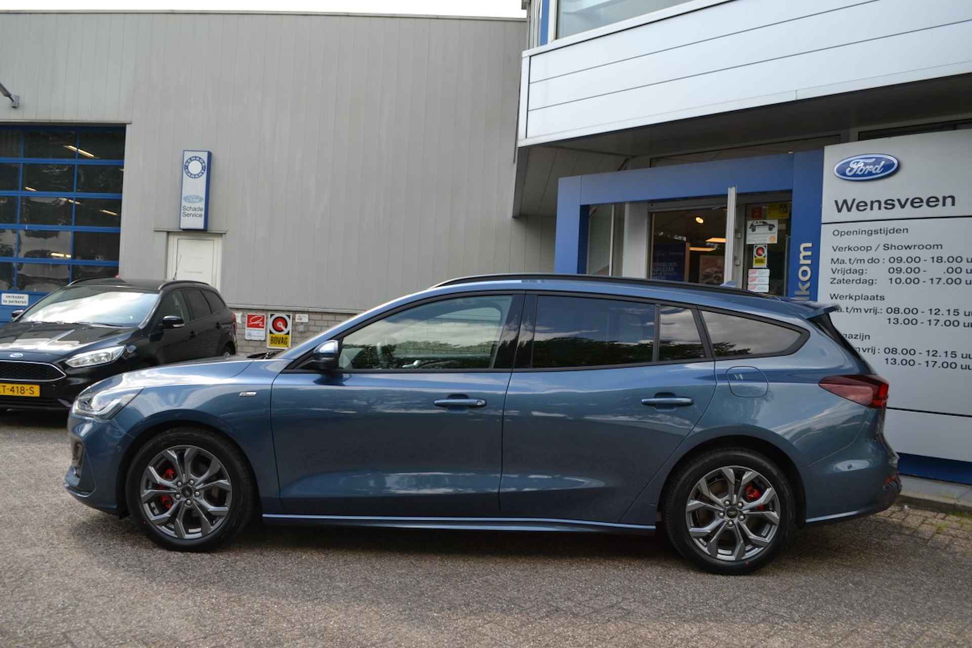 Ford Focus Wagon 1.0T 125pk MHEV ST-Line X | Voorraad Nieuw | Lederen interieur, zeer compleet - 9/37